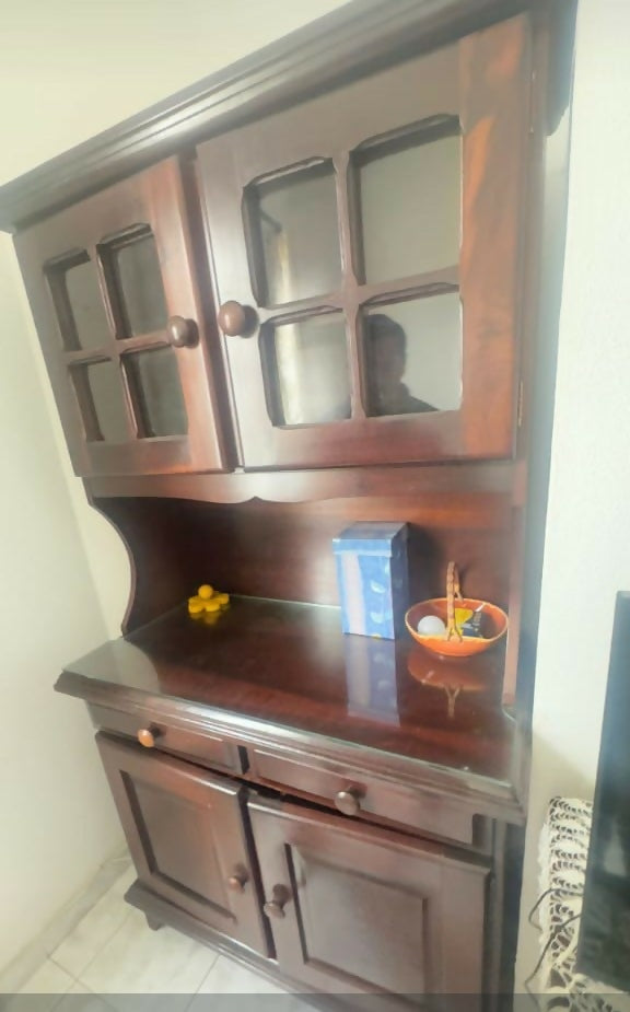 Armario / Louceiro em madeira