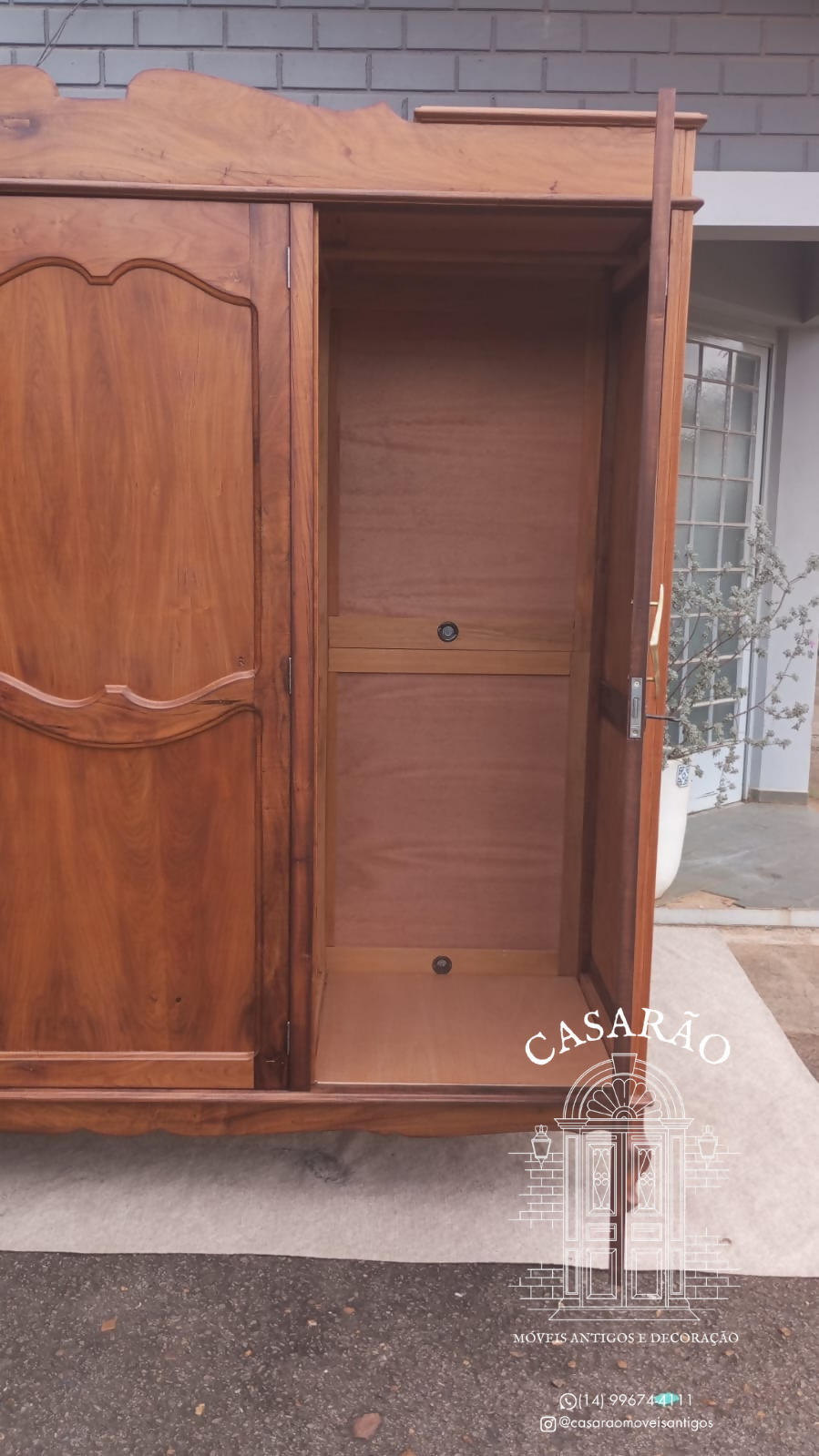 Armário / Guarda roupa em Caviúna