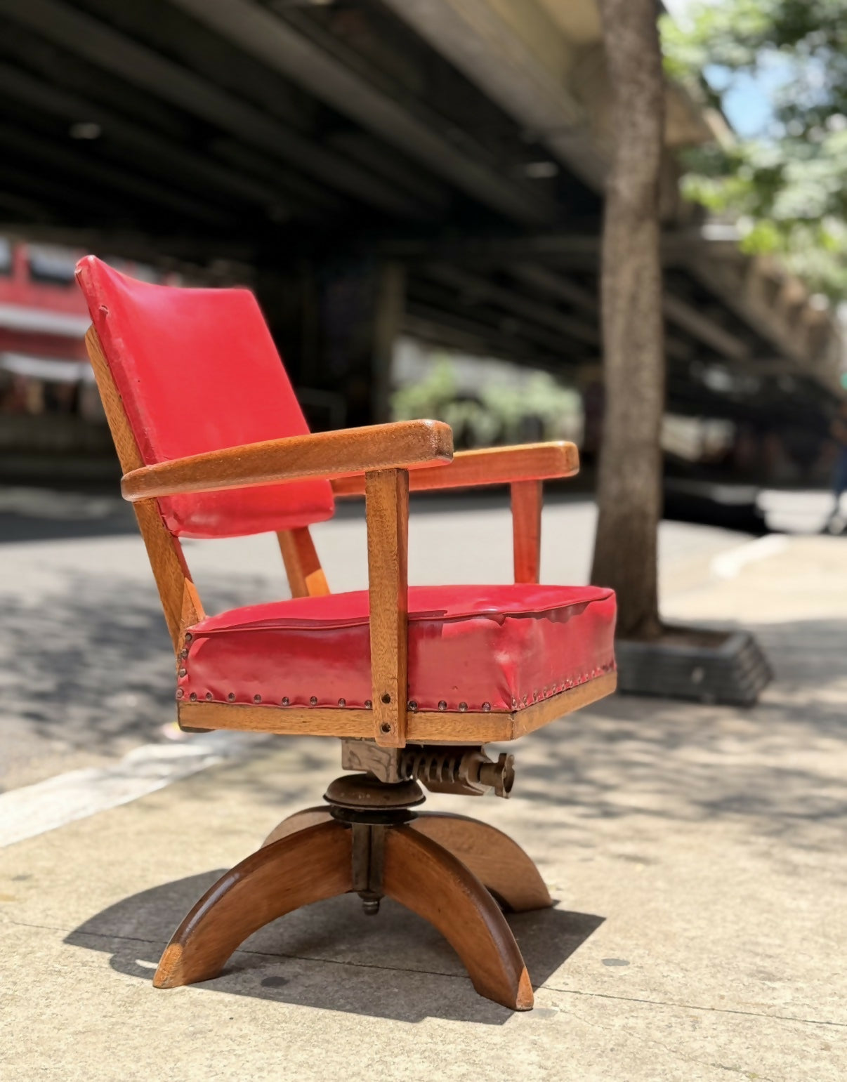 Cadeira de escritório antiga giratória