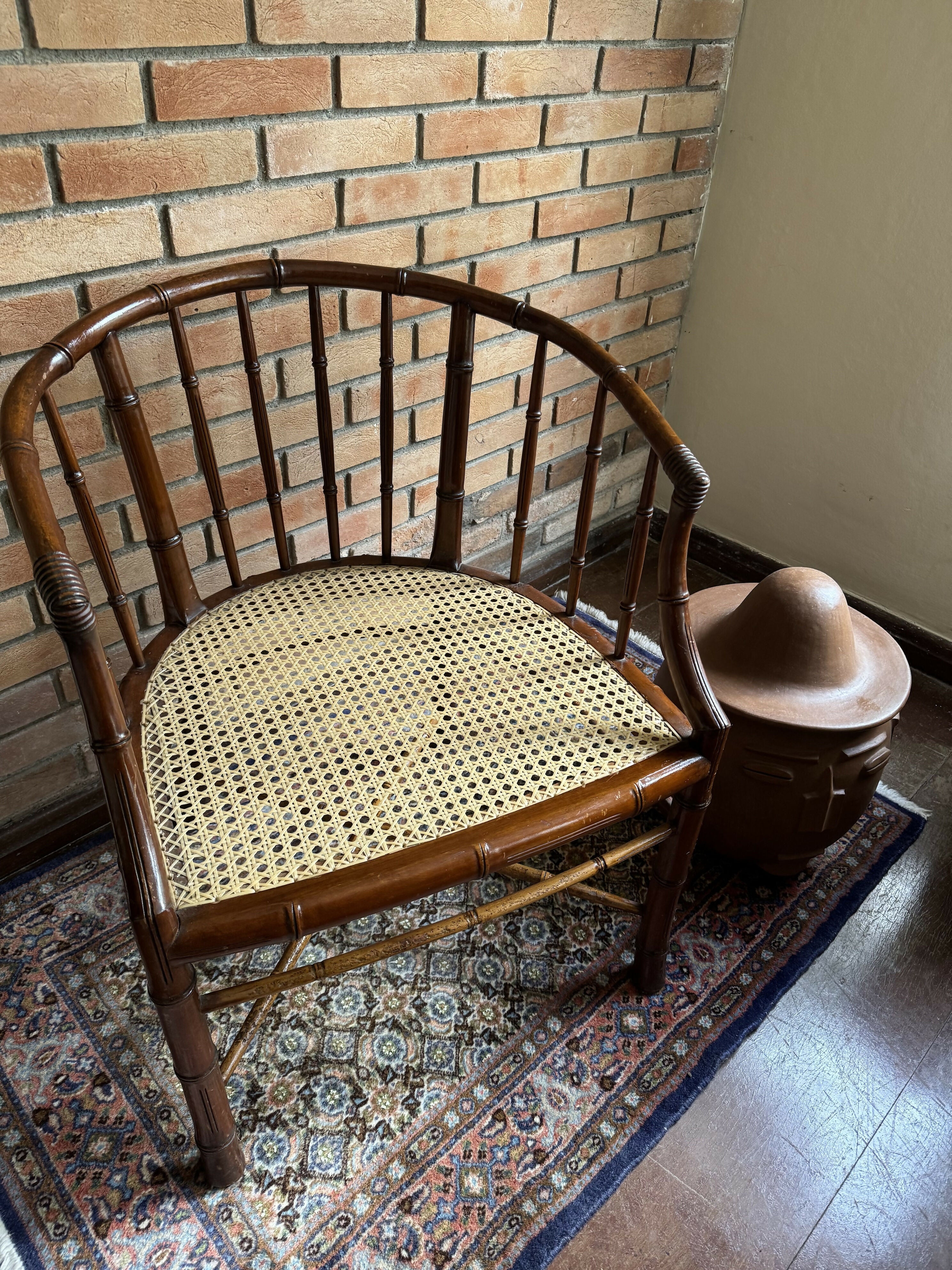 Poltrona Estilo Regency Fake Bambu com Palhinha
