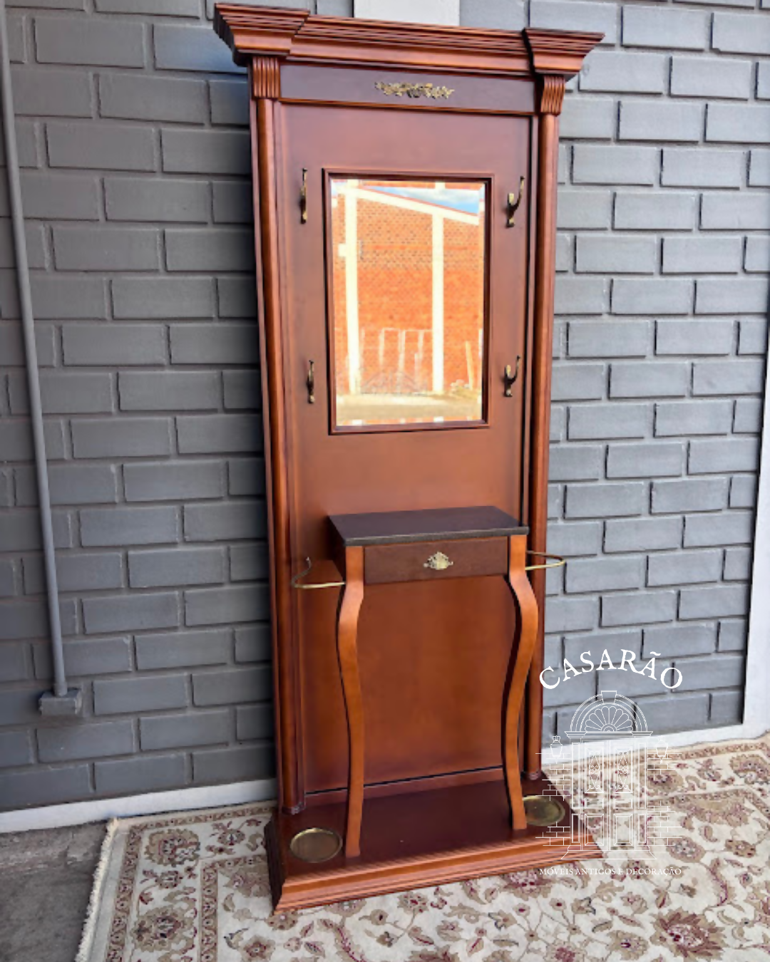 Chapeleira com gaveta e espelho bisotado