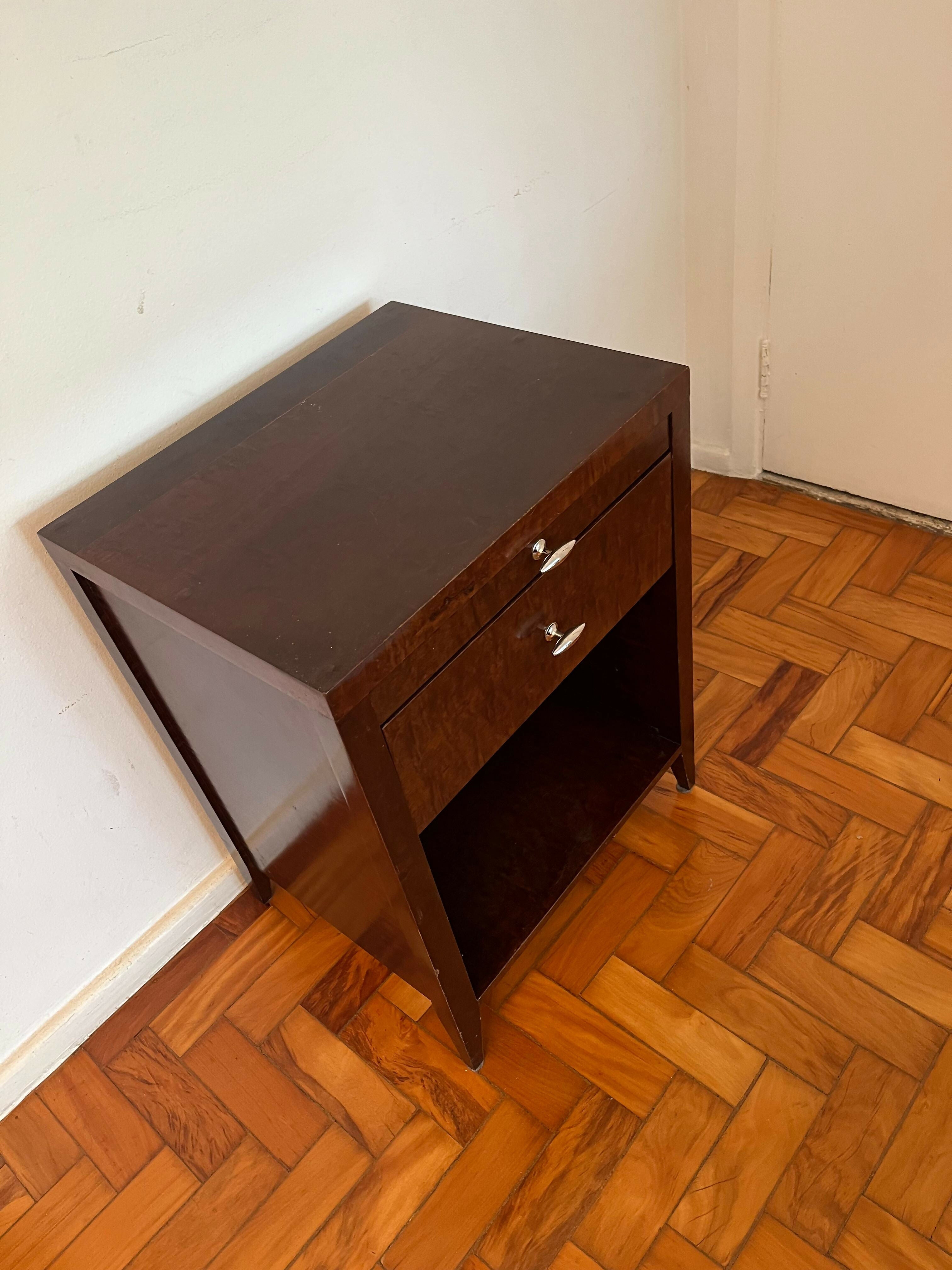 Móvel de Cabeceira em Rádica de Imbuia (L- 50cm)