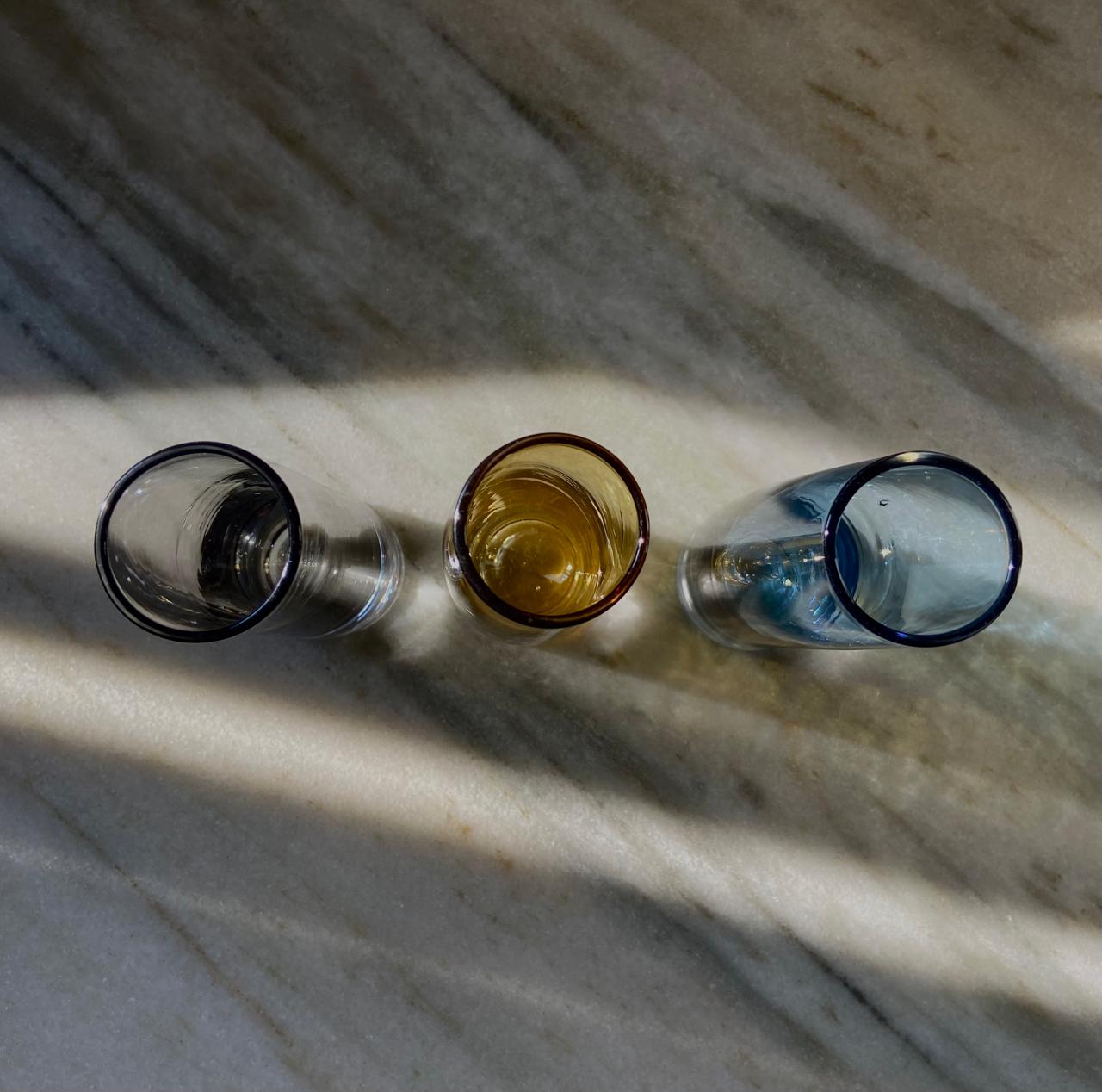 Conjunto de 3 mini vasos em vidro maciço (DMCPS_073)