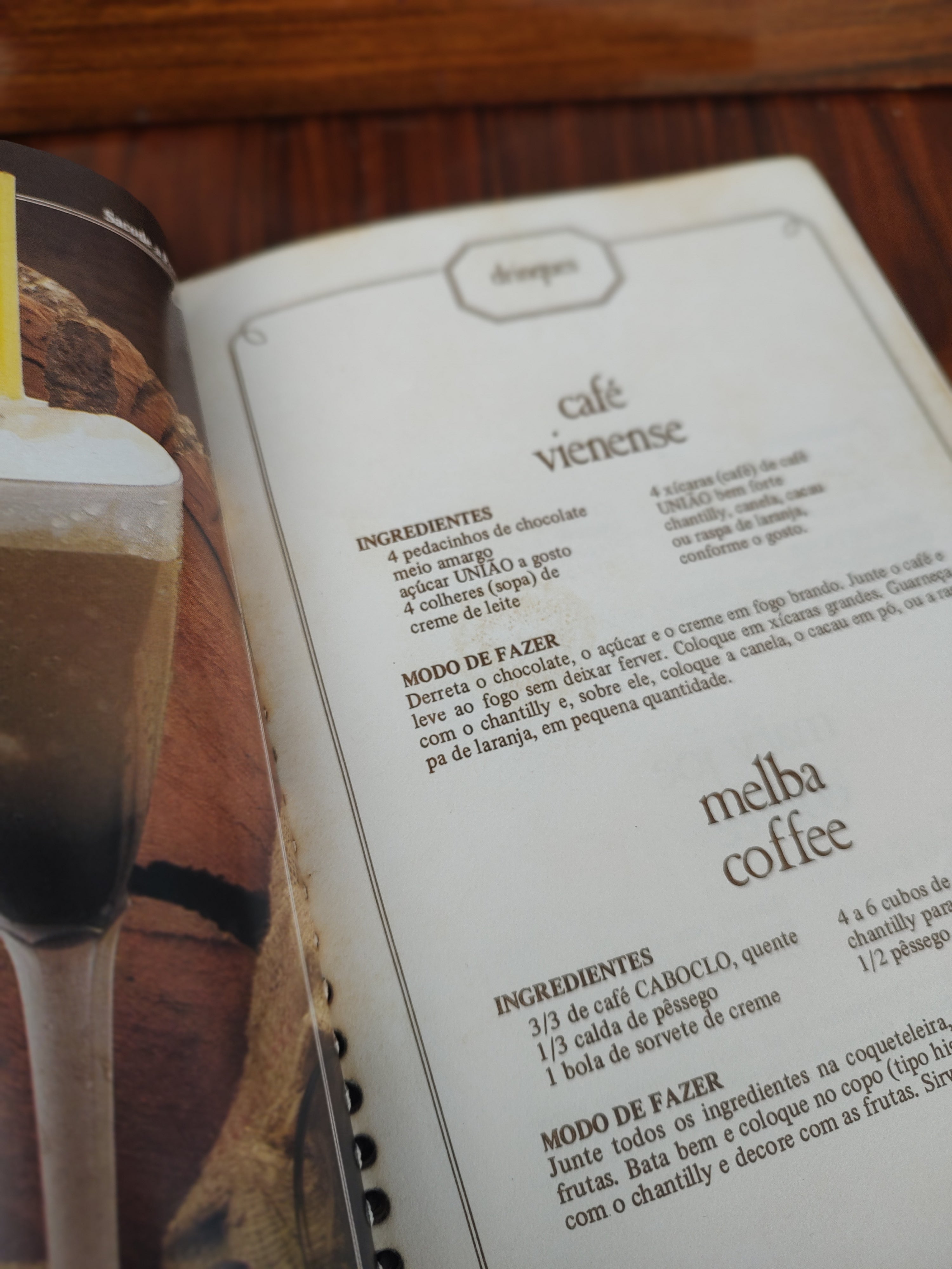 Livro Temático "Café - o sabor e o prazer" publicado pela União 1982