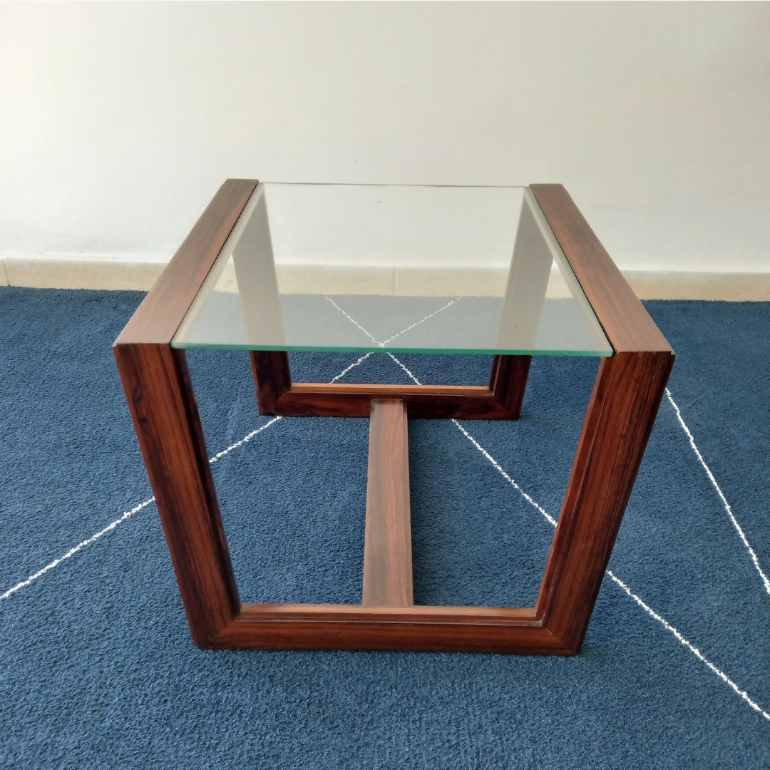 MESA LATERAL ANOS 60 EM JACARANDÁ