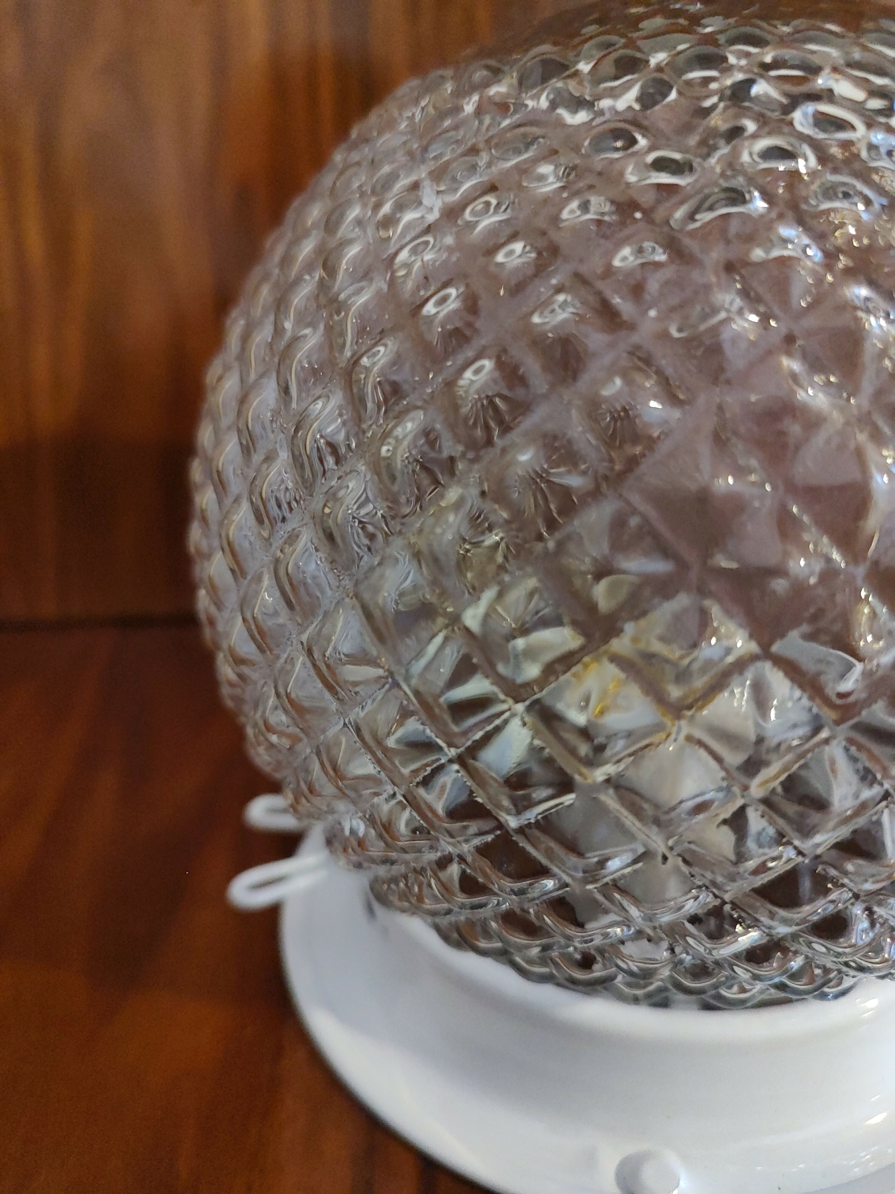 Antiga Cúpula / Lustre / Luminária Bola em vidro texturizado com bocal e plafon novos (valor unitário)