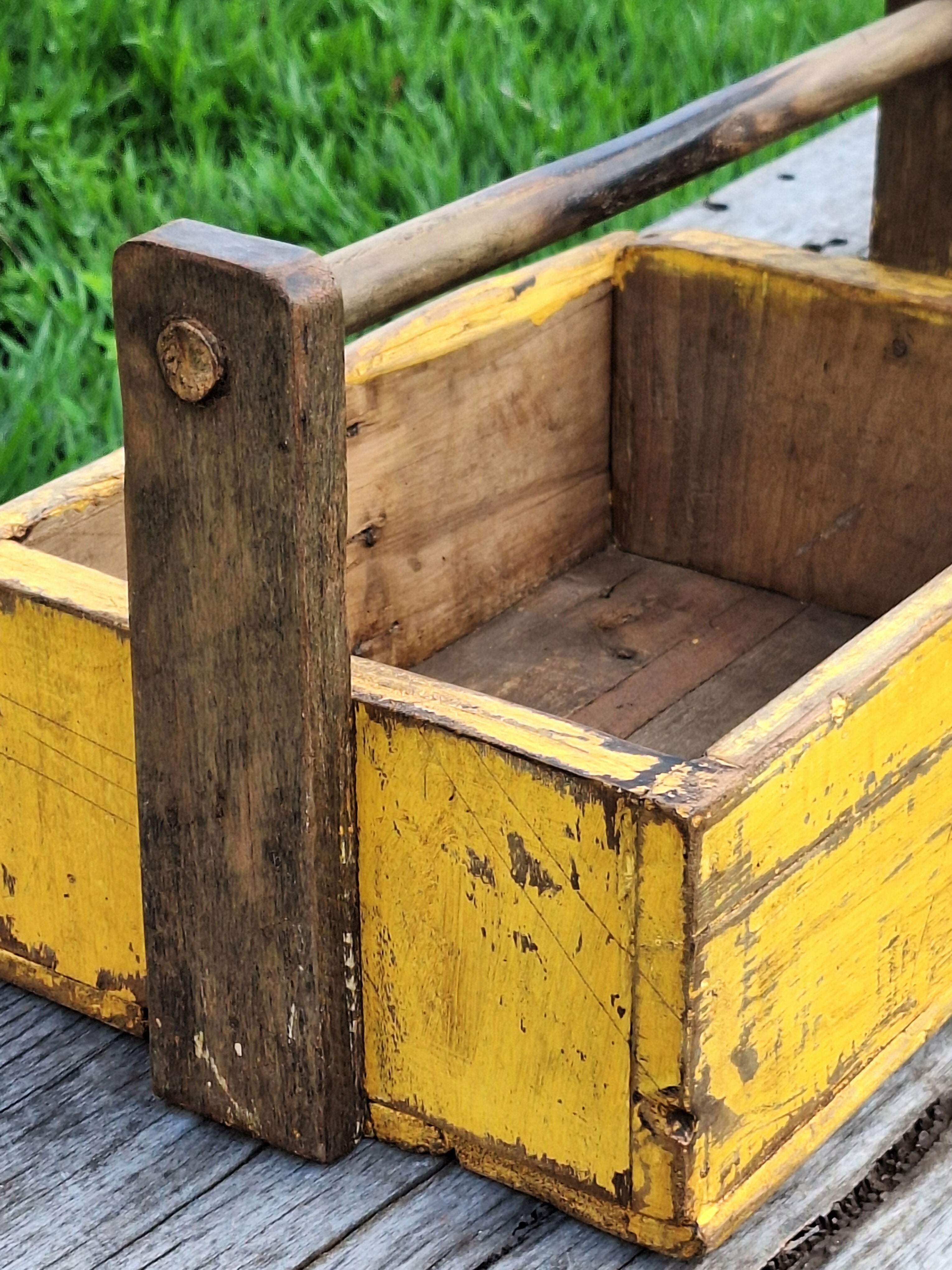 Caixa de Ferramenta Tinta Gasta Madeira Maciça Garimpo Mineiro