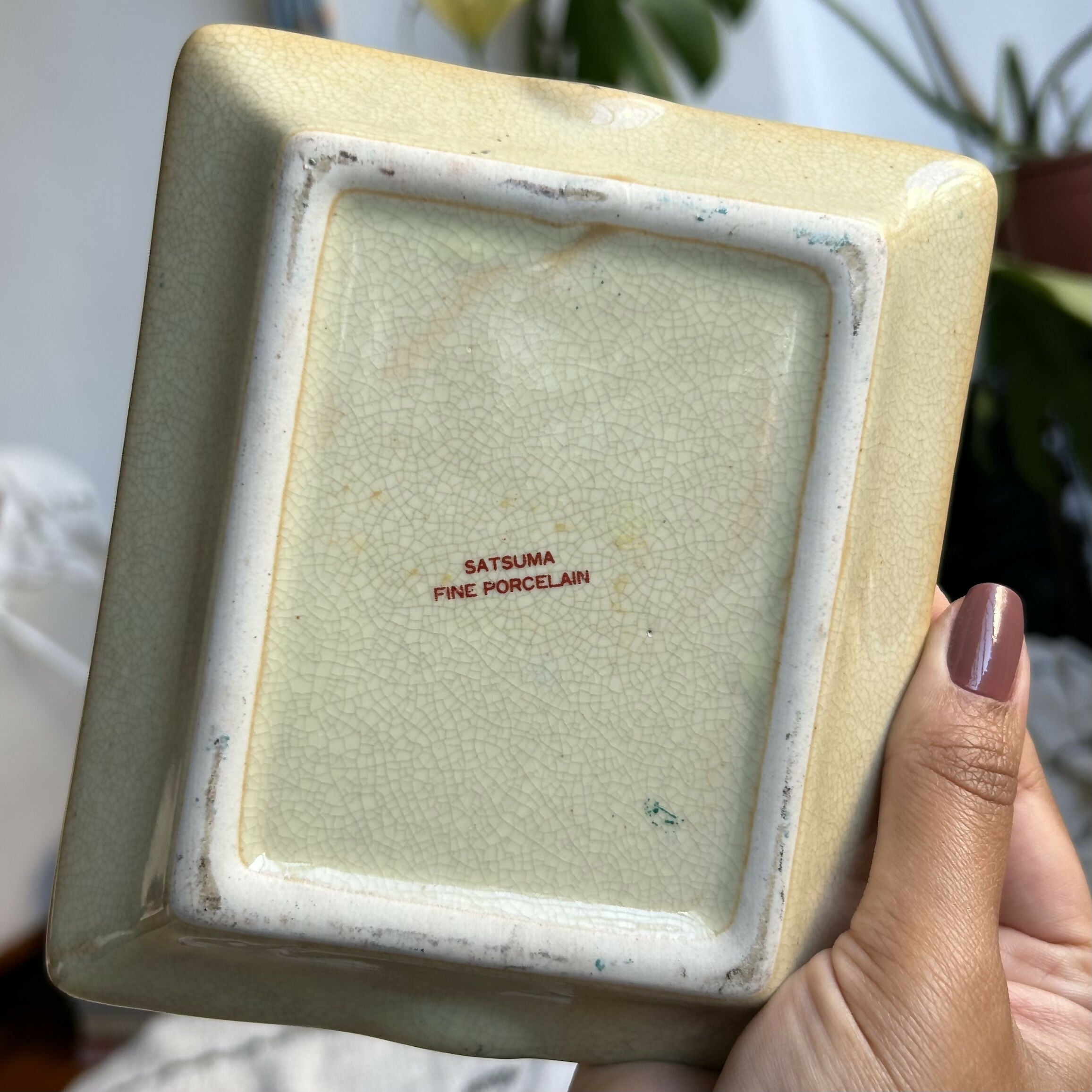 Cinzeiro de Porcelana – Estilo Satsuma Japonês