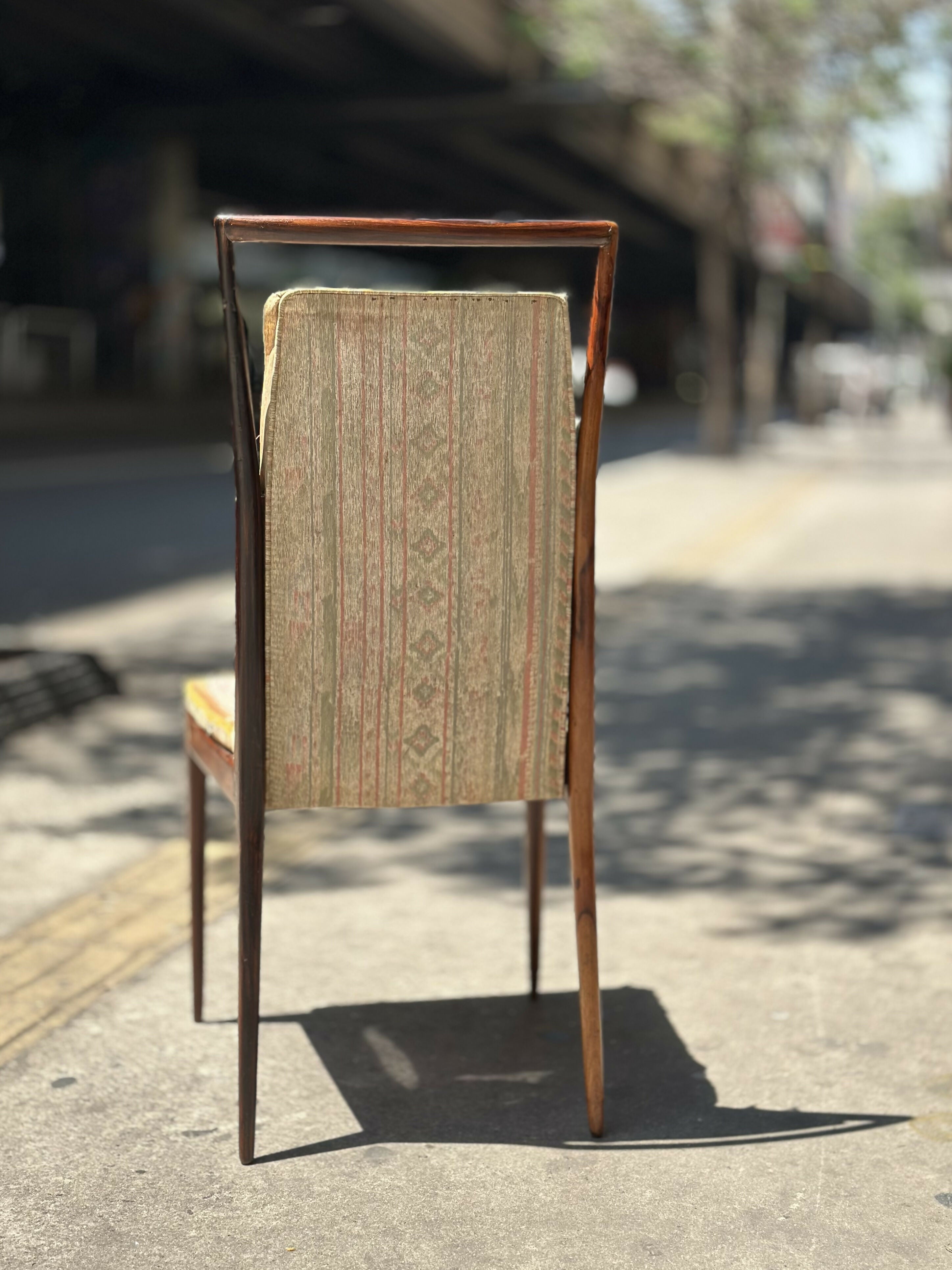 Cadeira em Jacarandá