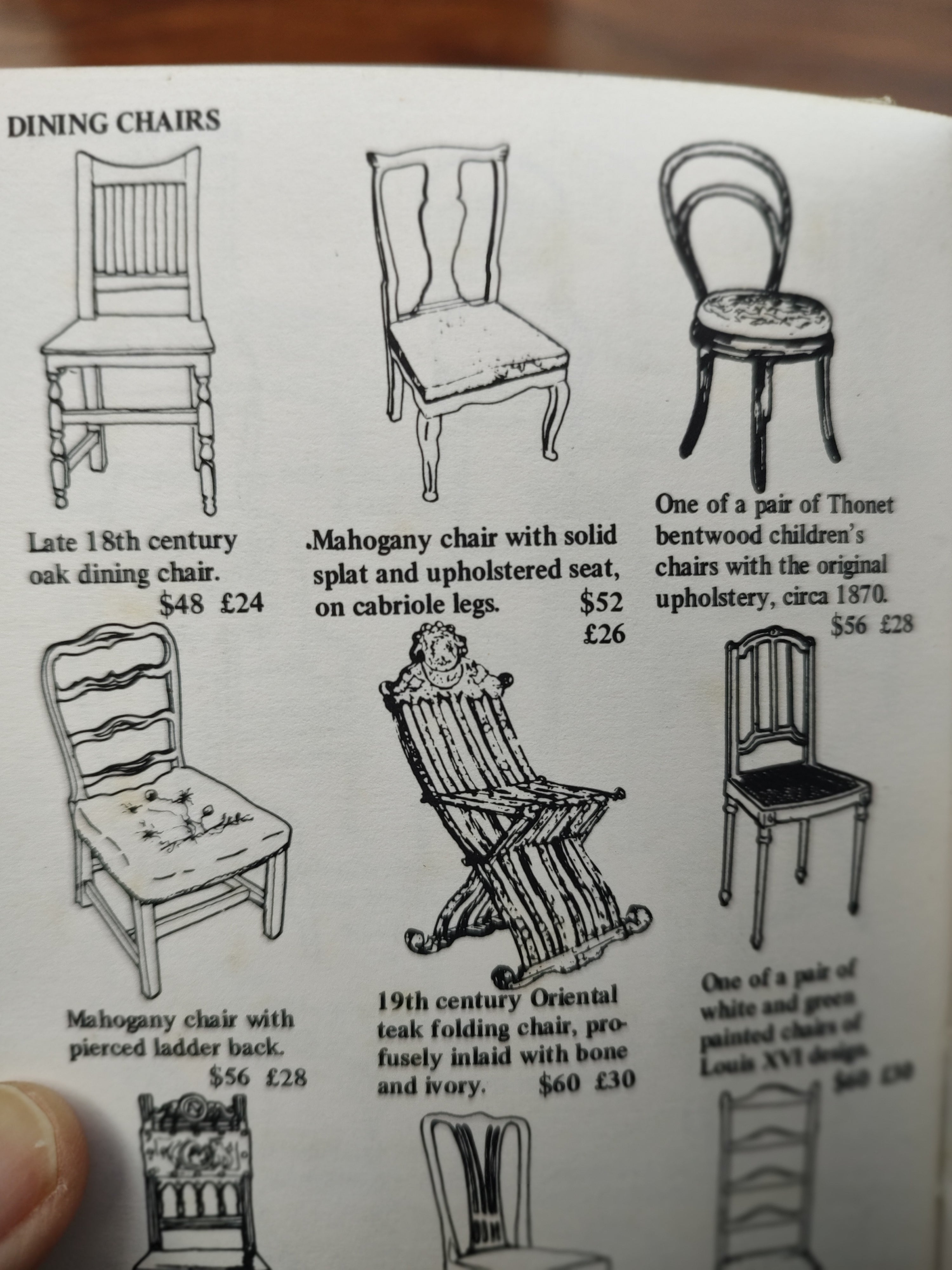 Raro Livro "Chairs &amp; Couches — Antiques and Their Values"  por Tony Curtis - edição 1980