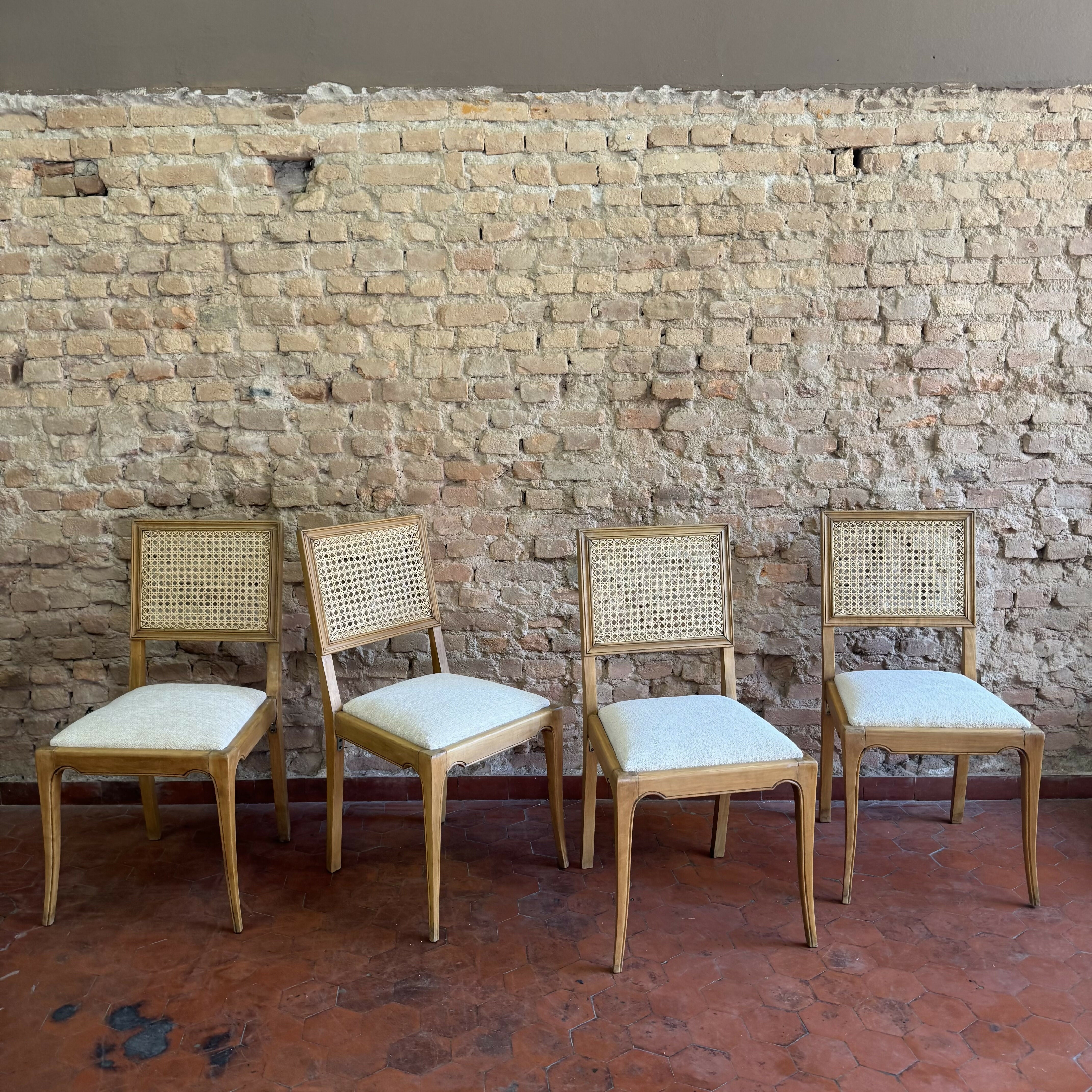 Jogo de Cadeiras antigas anos 60 em palhinha e linhão off White