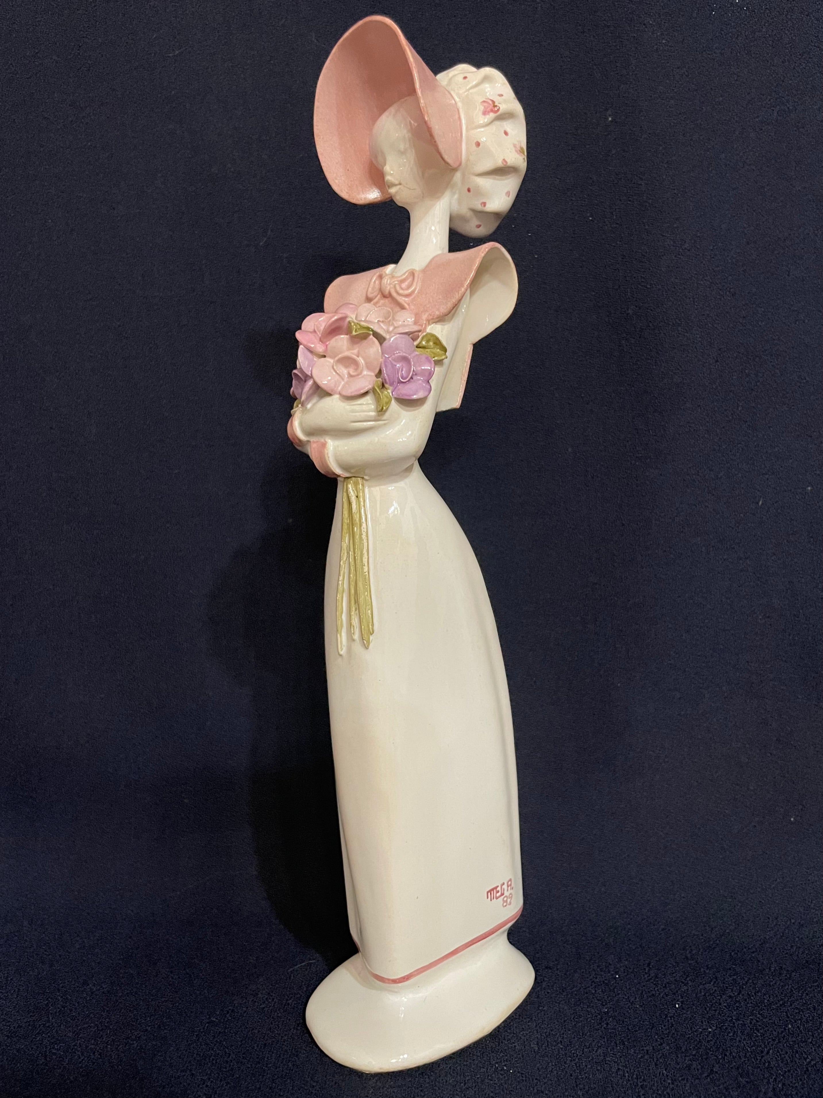 Escultura porcelana camponesa - Mega 1982