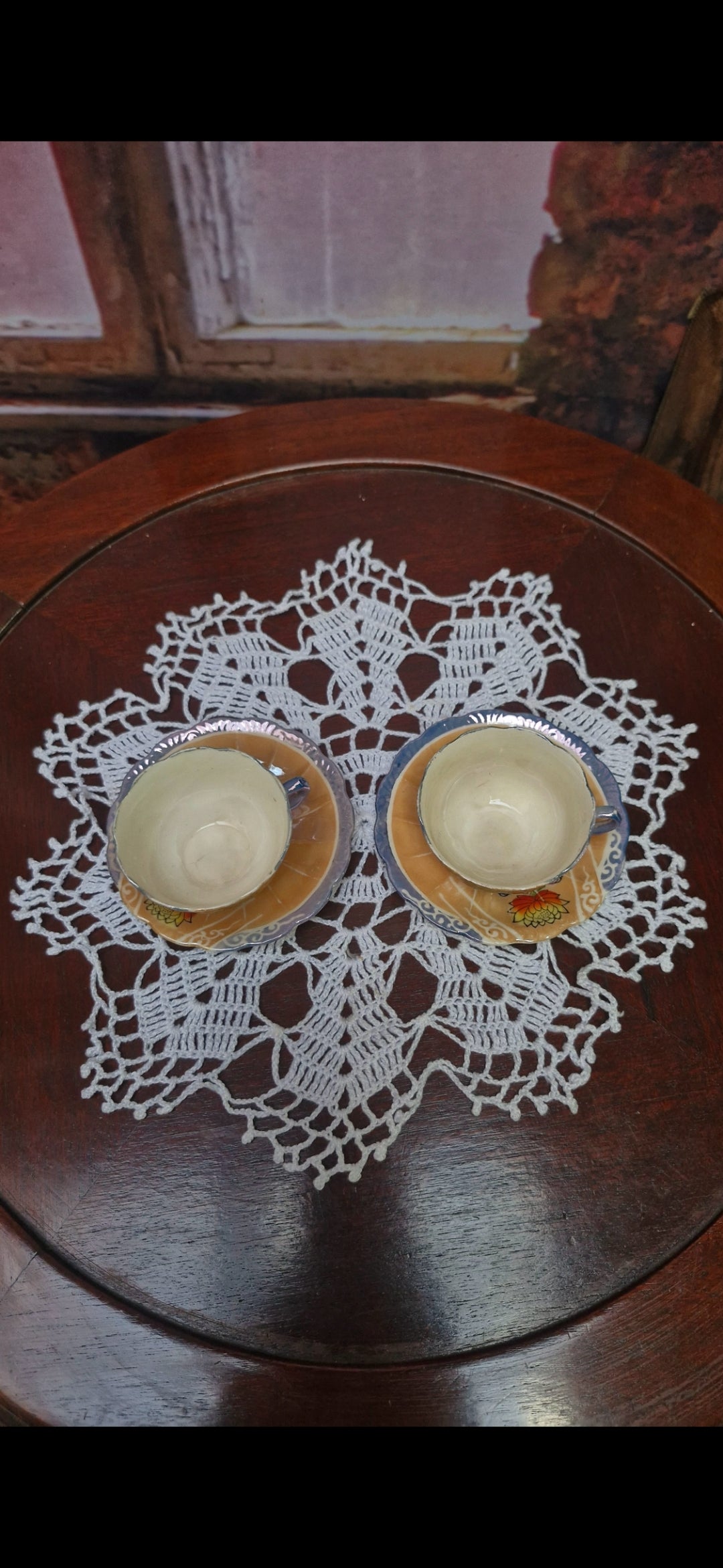 Par de Xicaras de café casca de ovo com flor de lótus 
