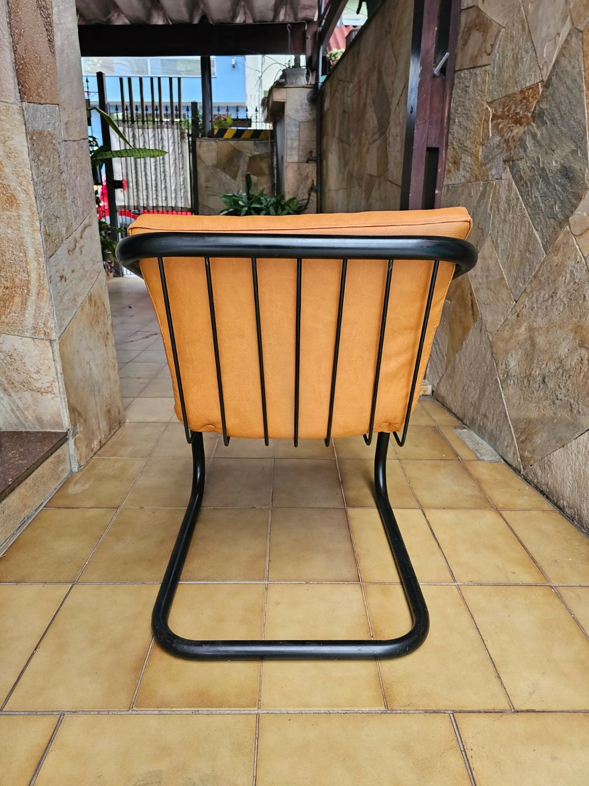 Poltrona / cadeira para hobjeto Geraldo de Barros.