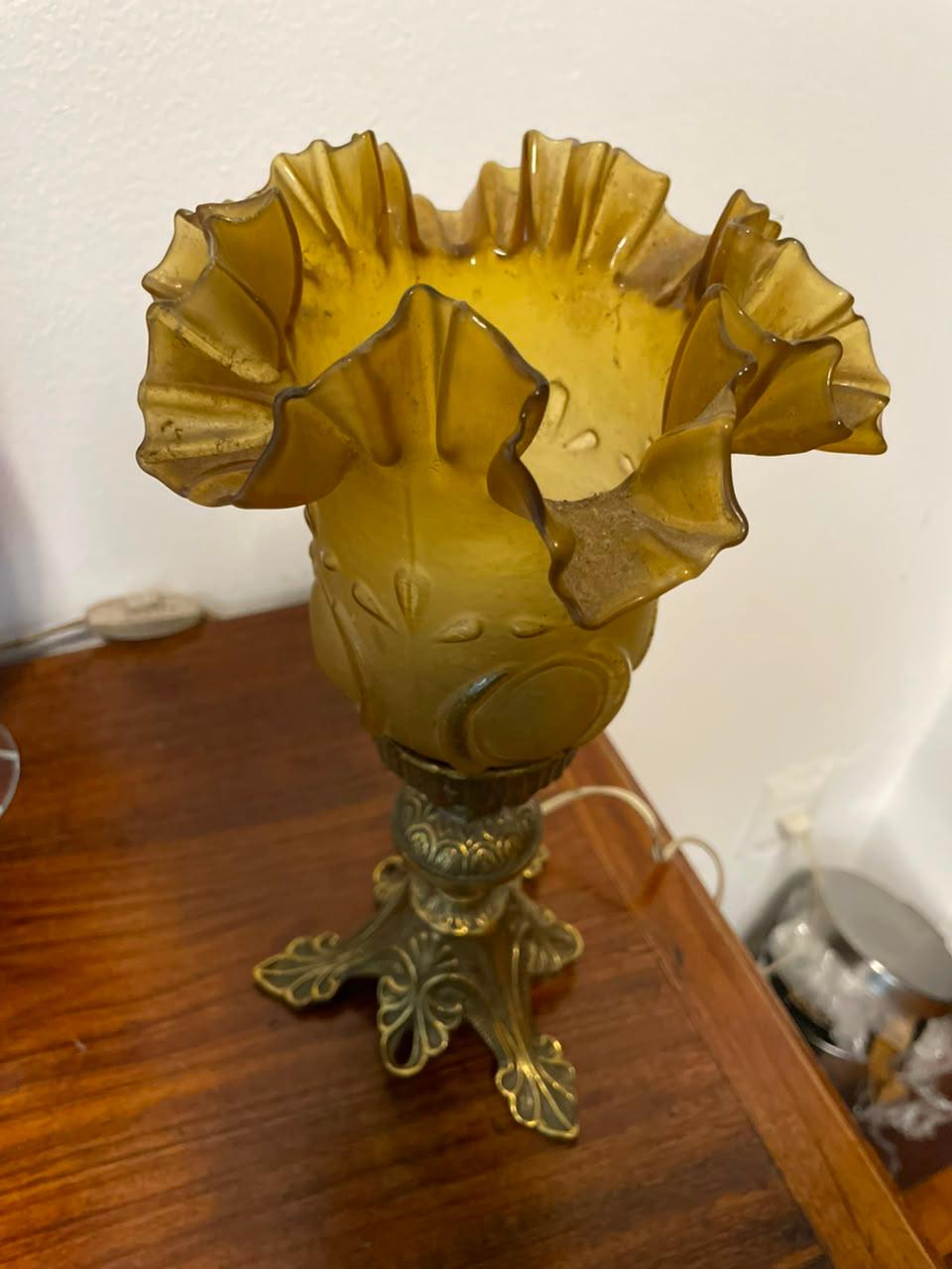 Abajur em bronze e cristal soprado âmbar