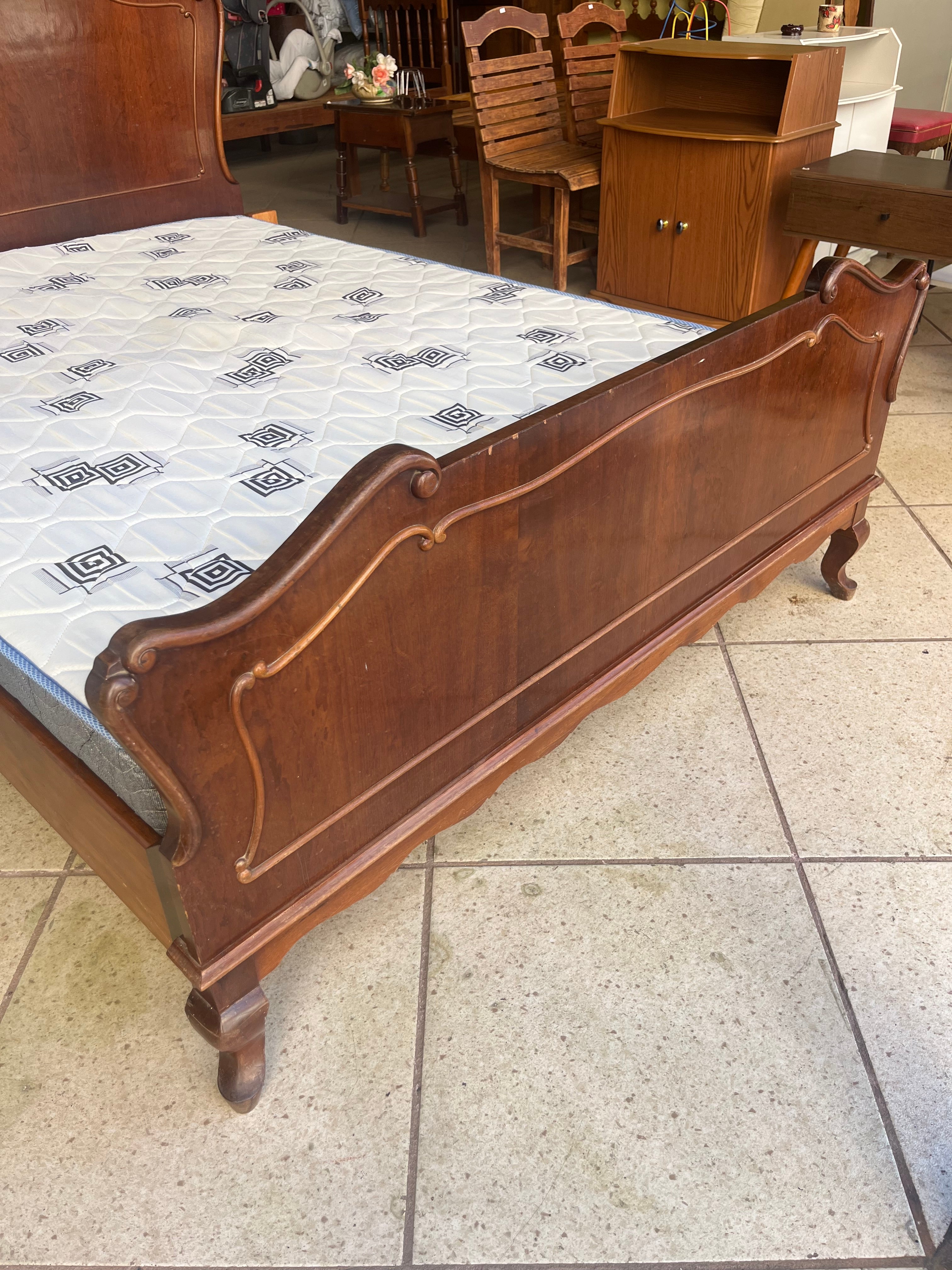 CAMA DE CASAL LUÍS XV ANTIGA