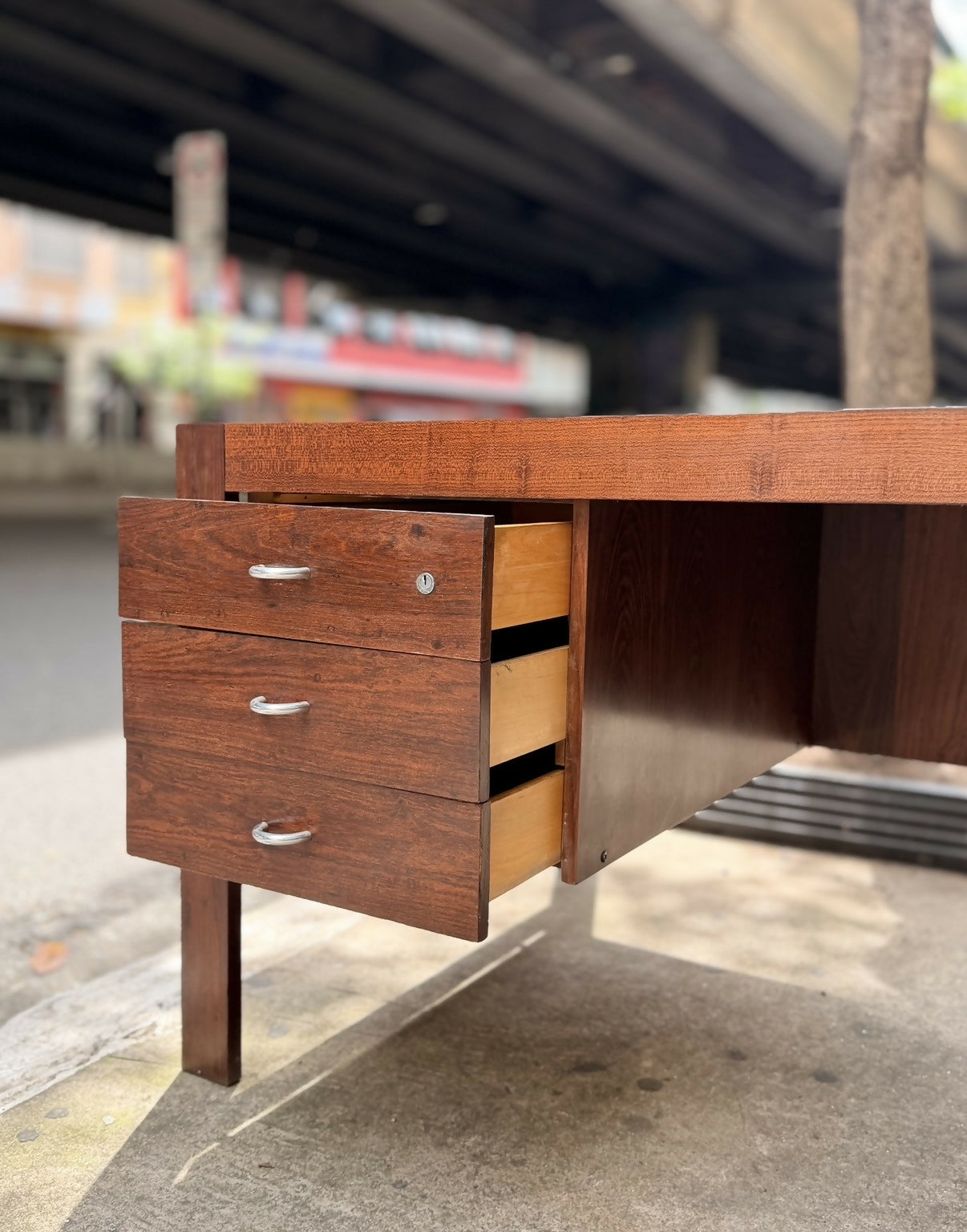 Escrivaninha anos 60, Jacarandá, Mobilinea