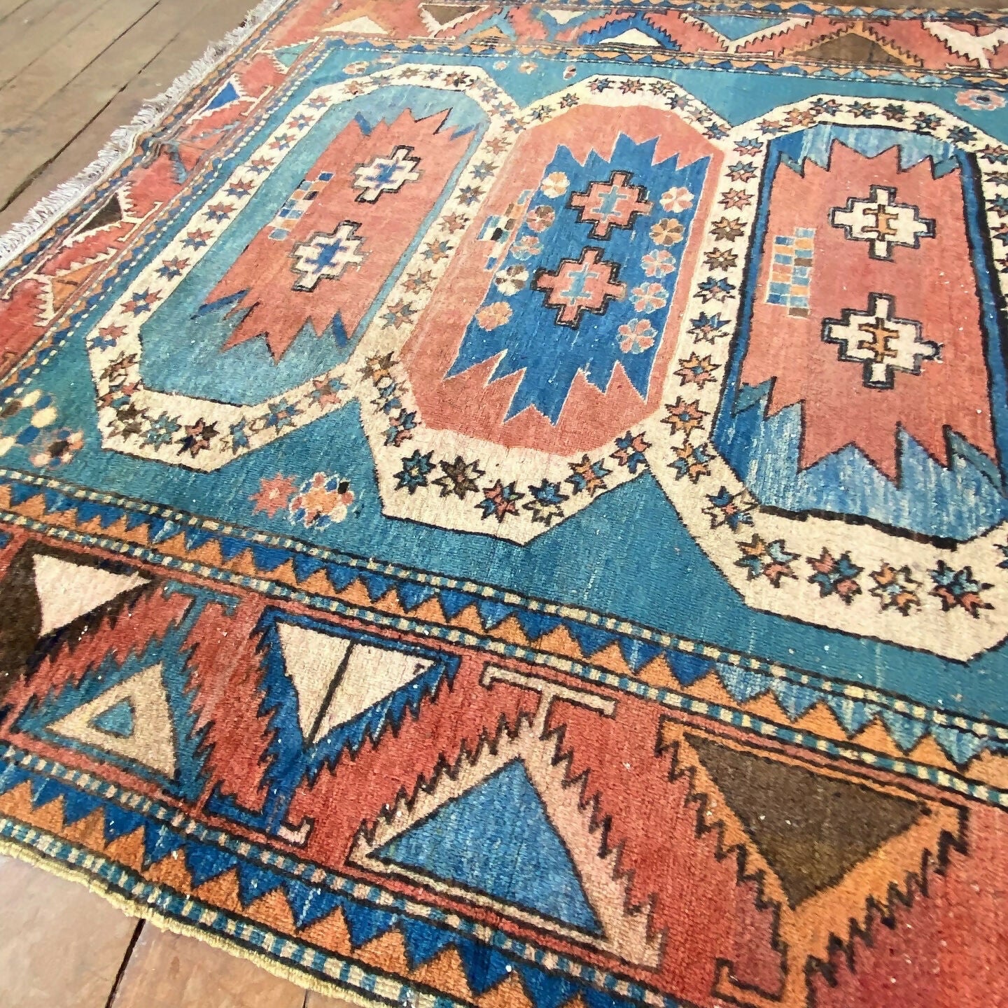 Tapete caucasiano 100% lã