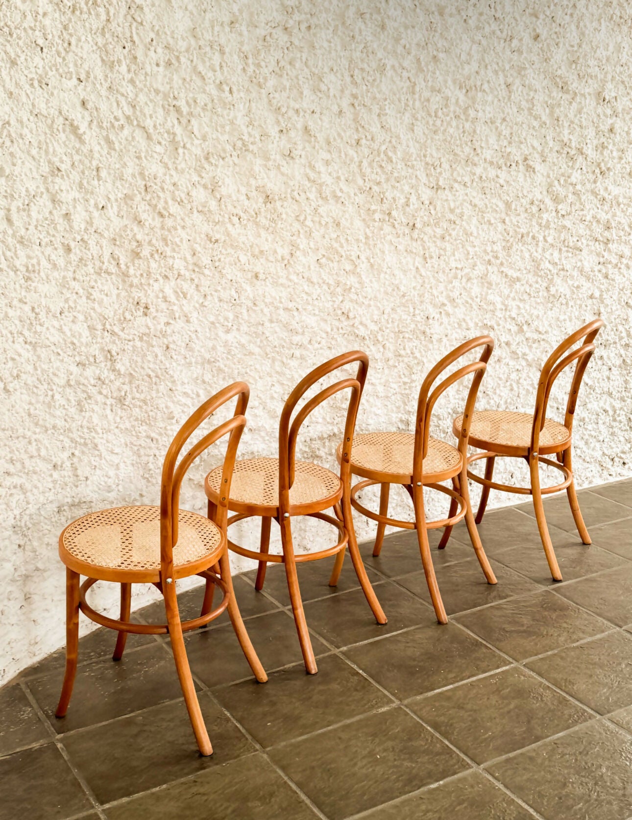 Cadeiras nº 14: Thonart (valor unitário)