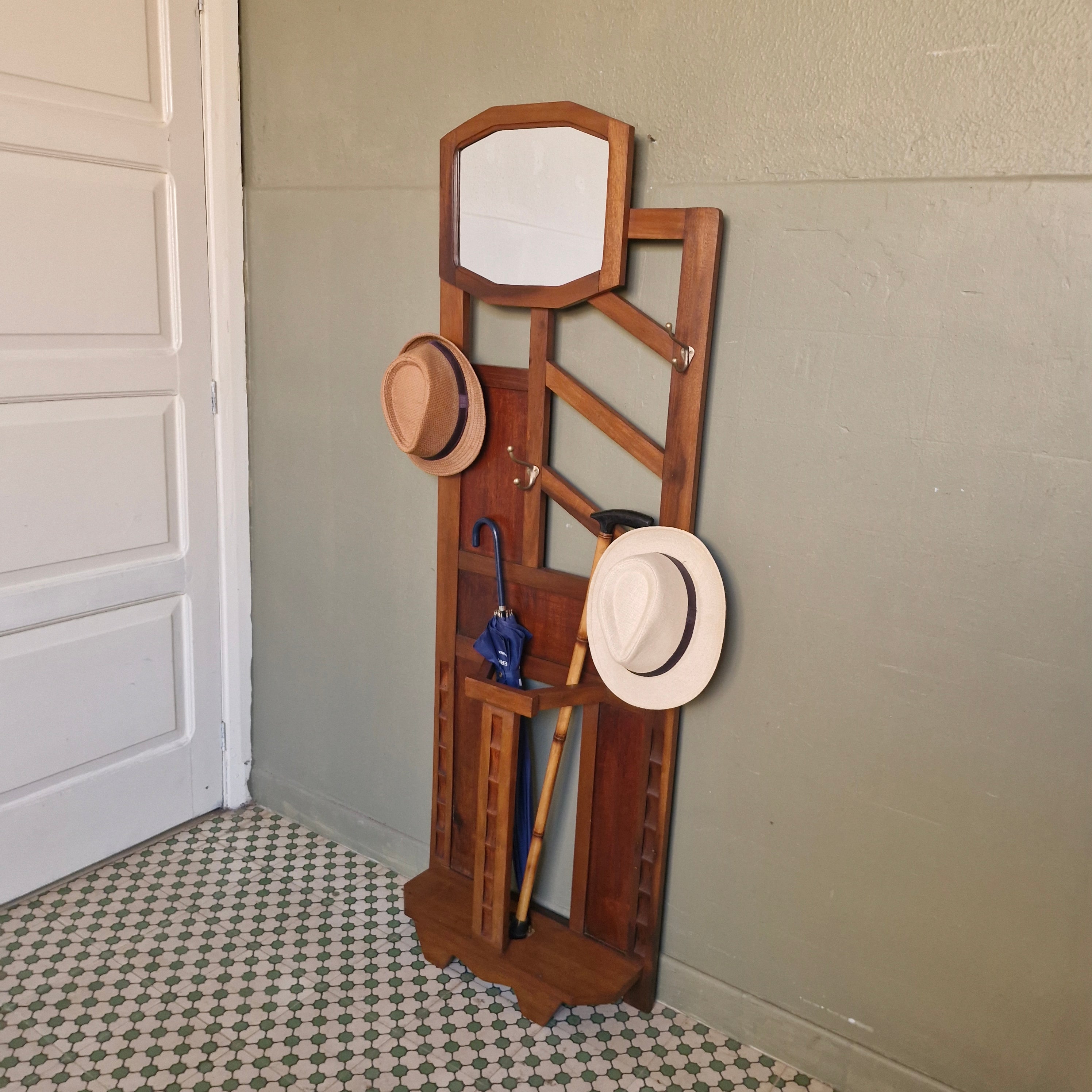 Chapeleira Art Déco - restaurado 