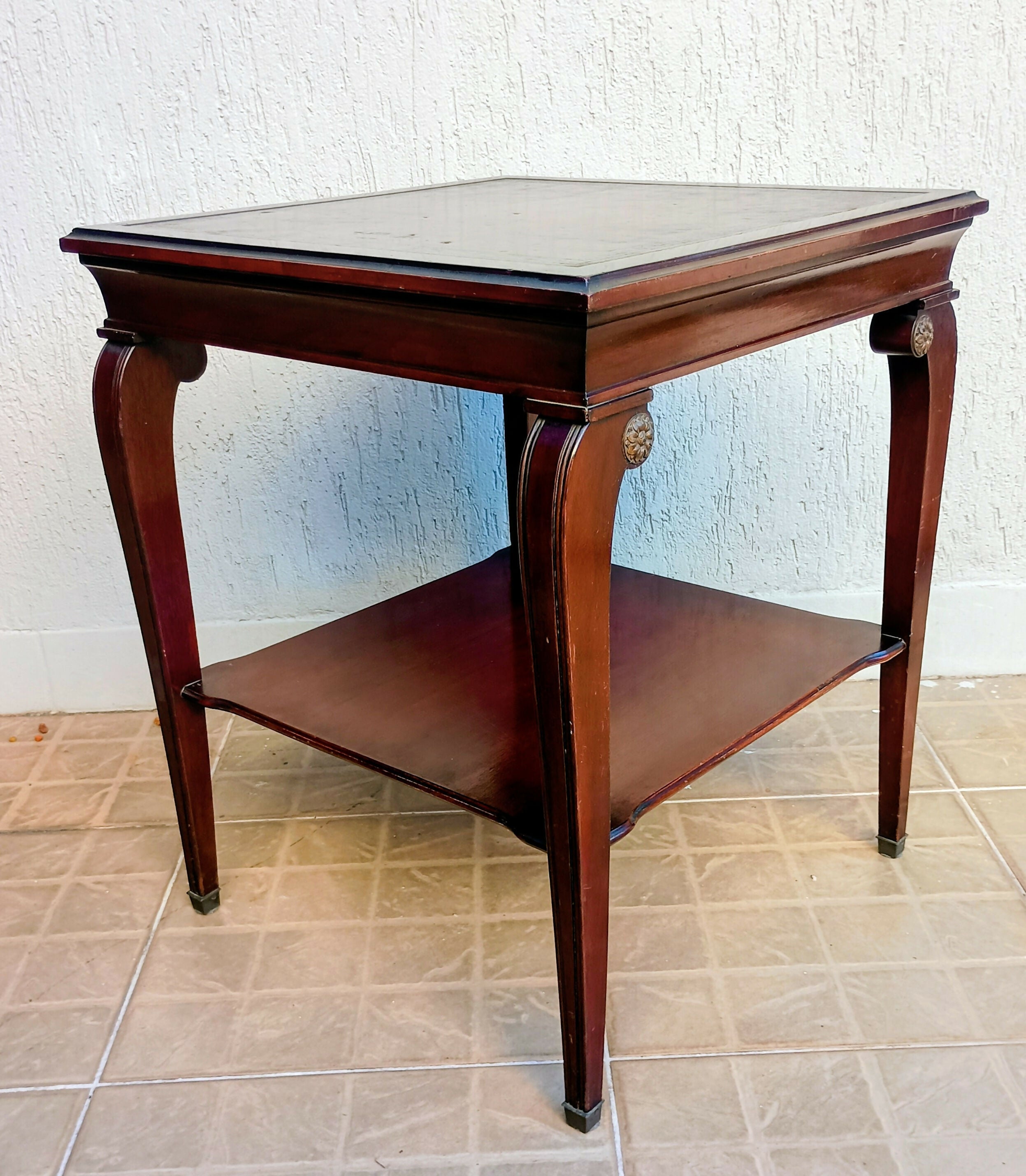 Mesa de Canto Clássica