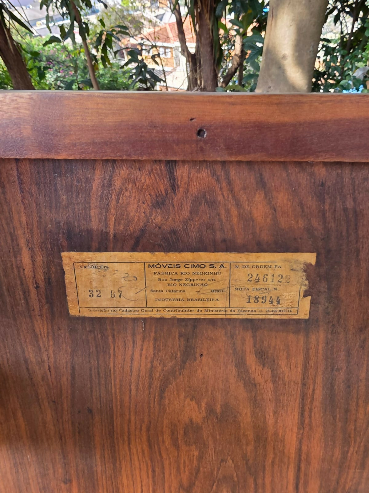 Mesa de centro CIMO anos 50 em madeira maciça