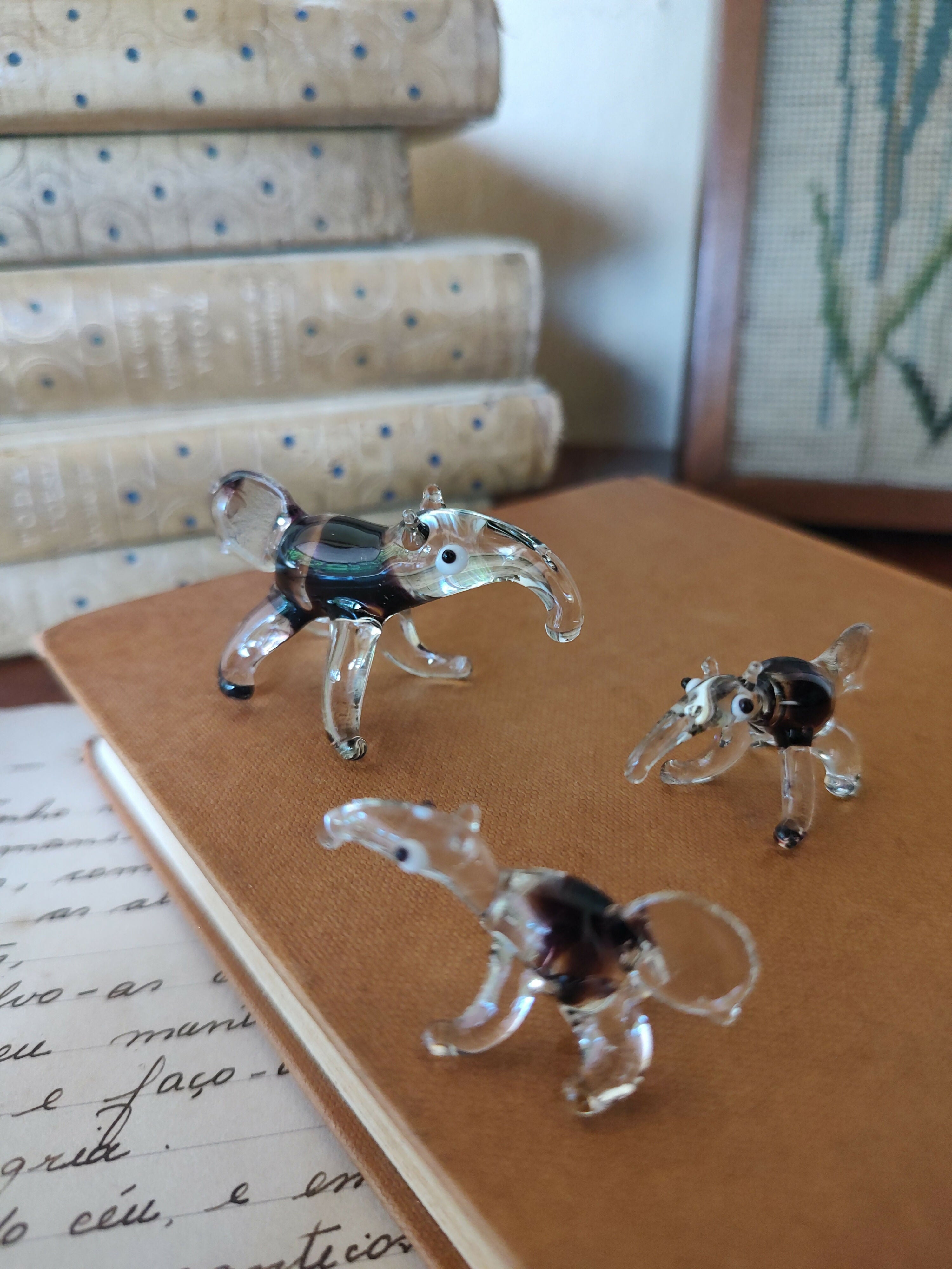 Trio de Miniaturas de Tamanduás modeladas em Murano