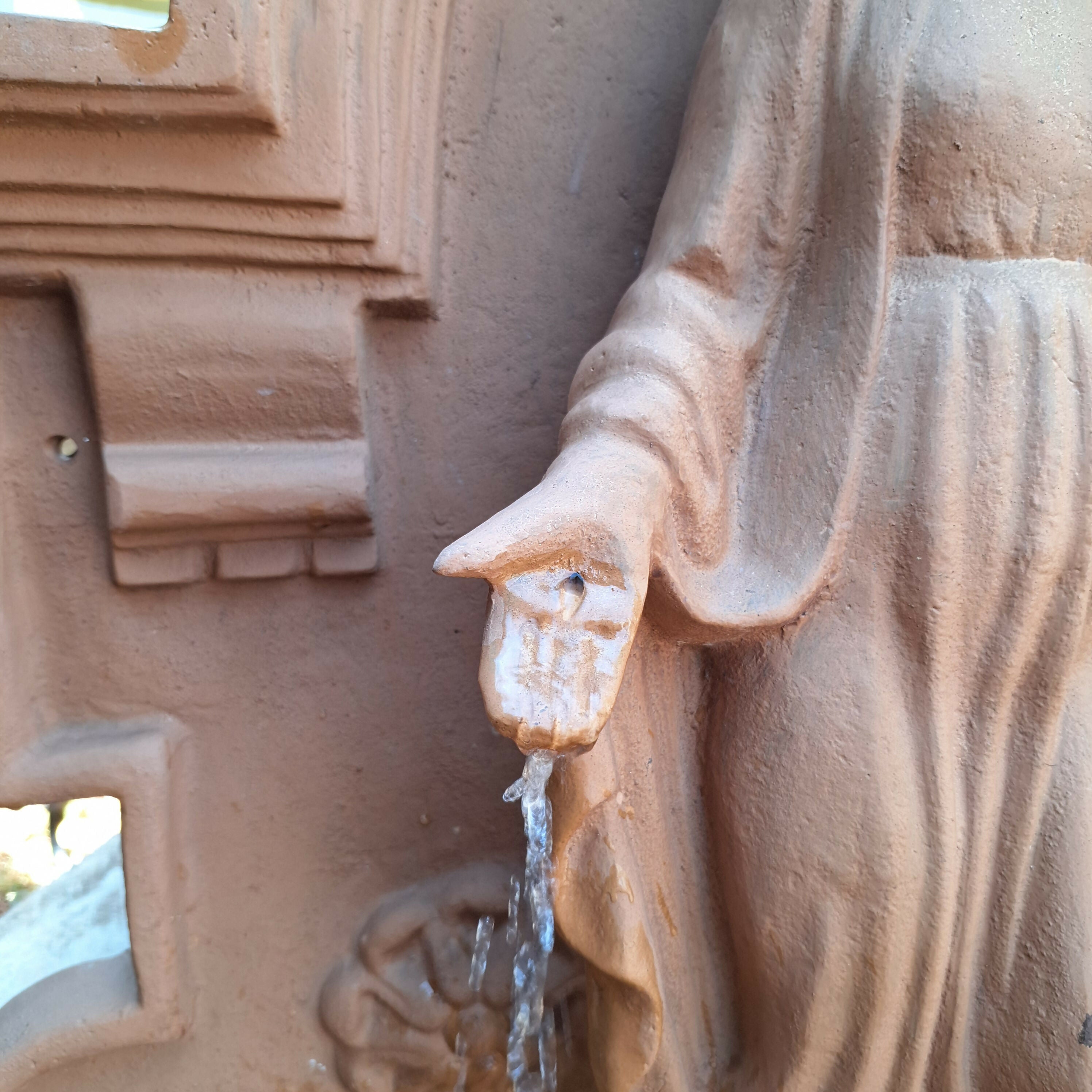 Fonte em Ferro Fundido Nossa Senhora