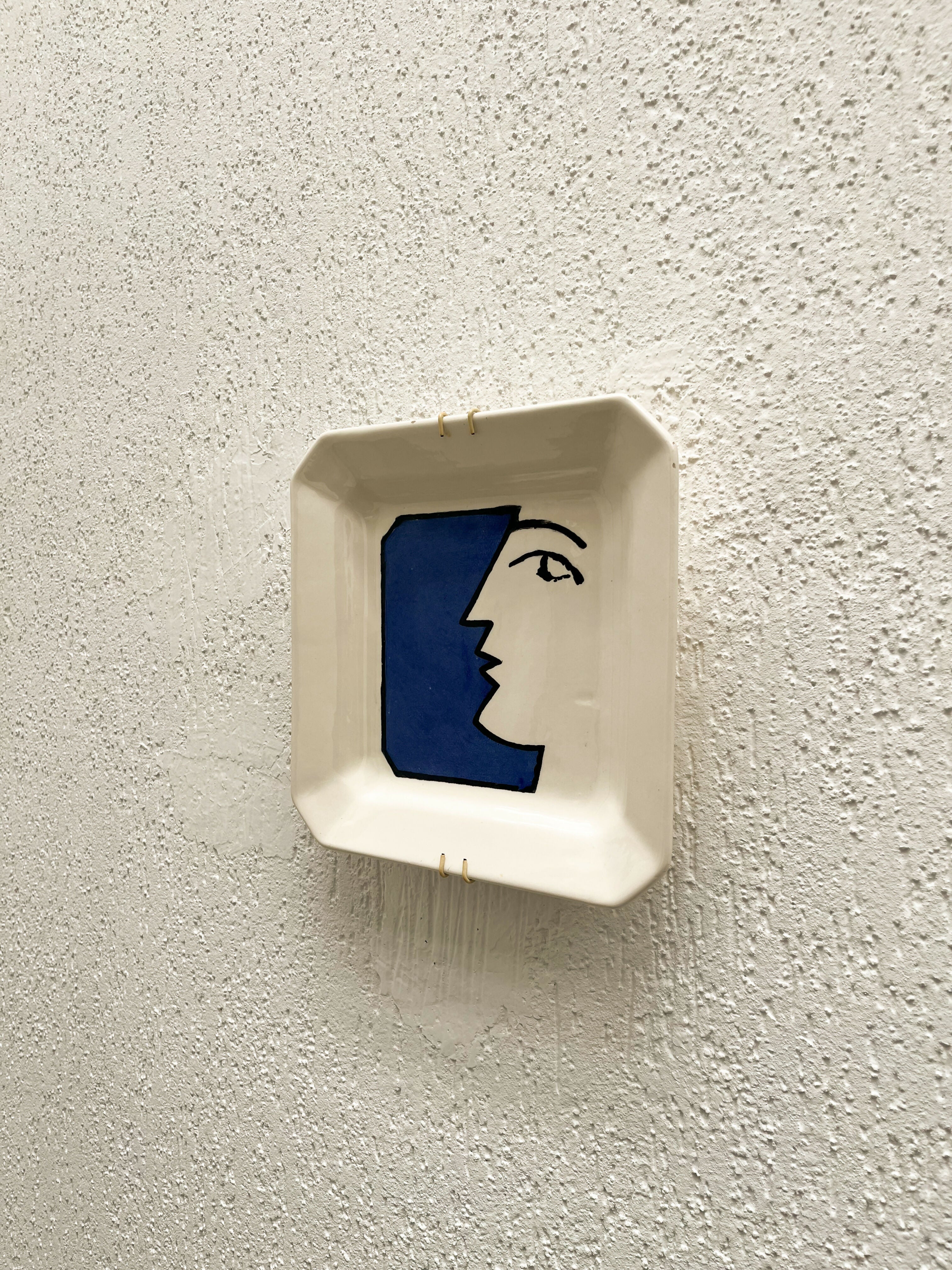 Prato de parede em porcelana Larmod Azul