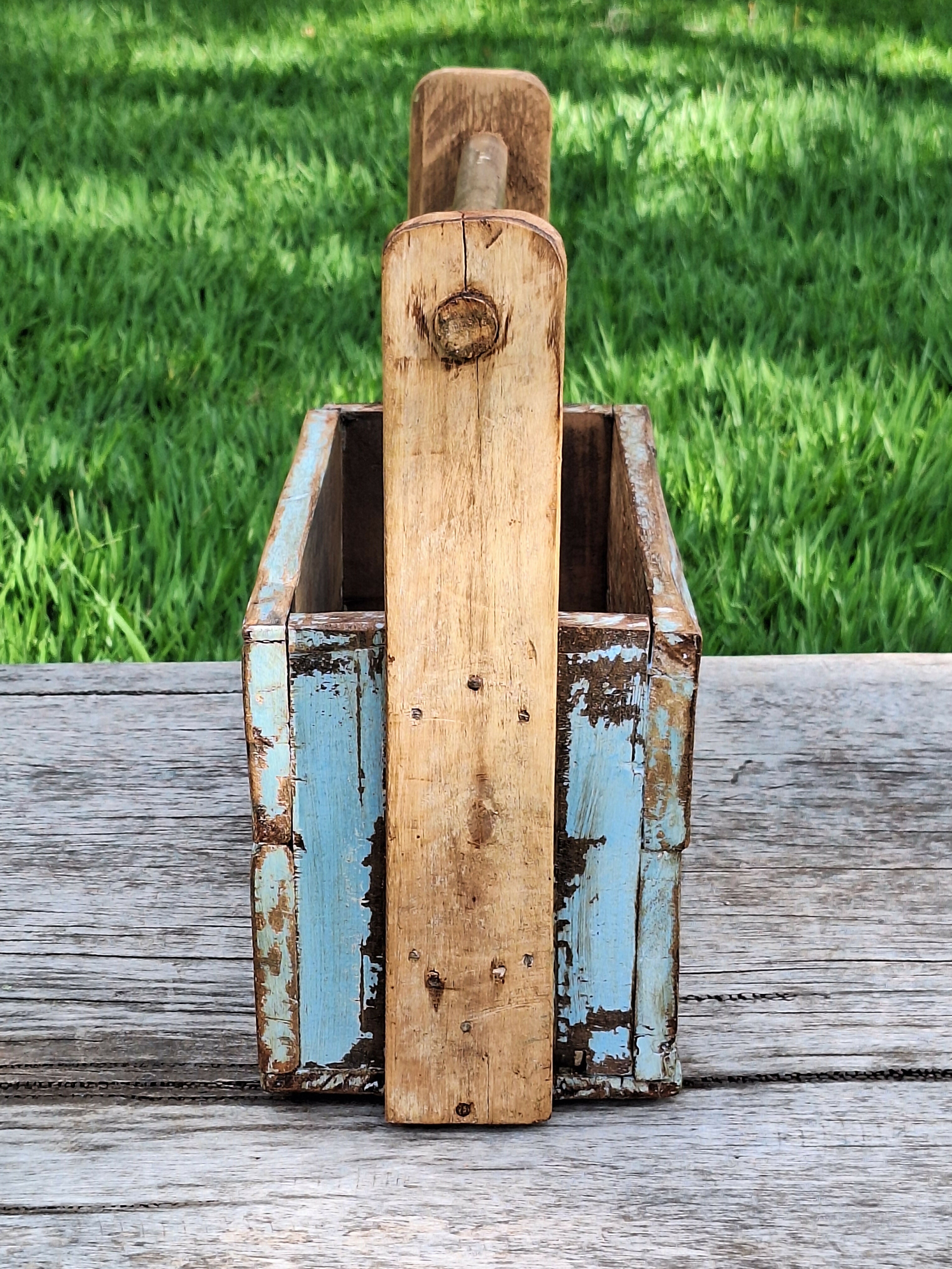 Caixa de Ferramenta Tinta Gasta Madeira Maciça Garimpo Mineiro