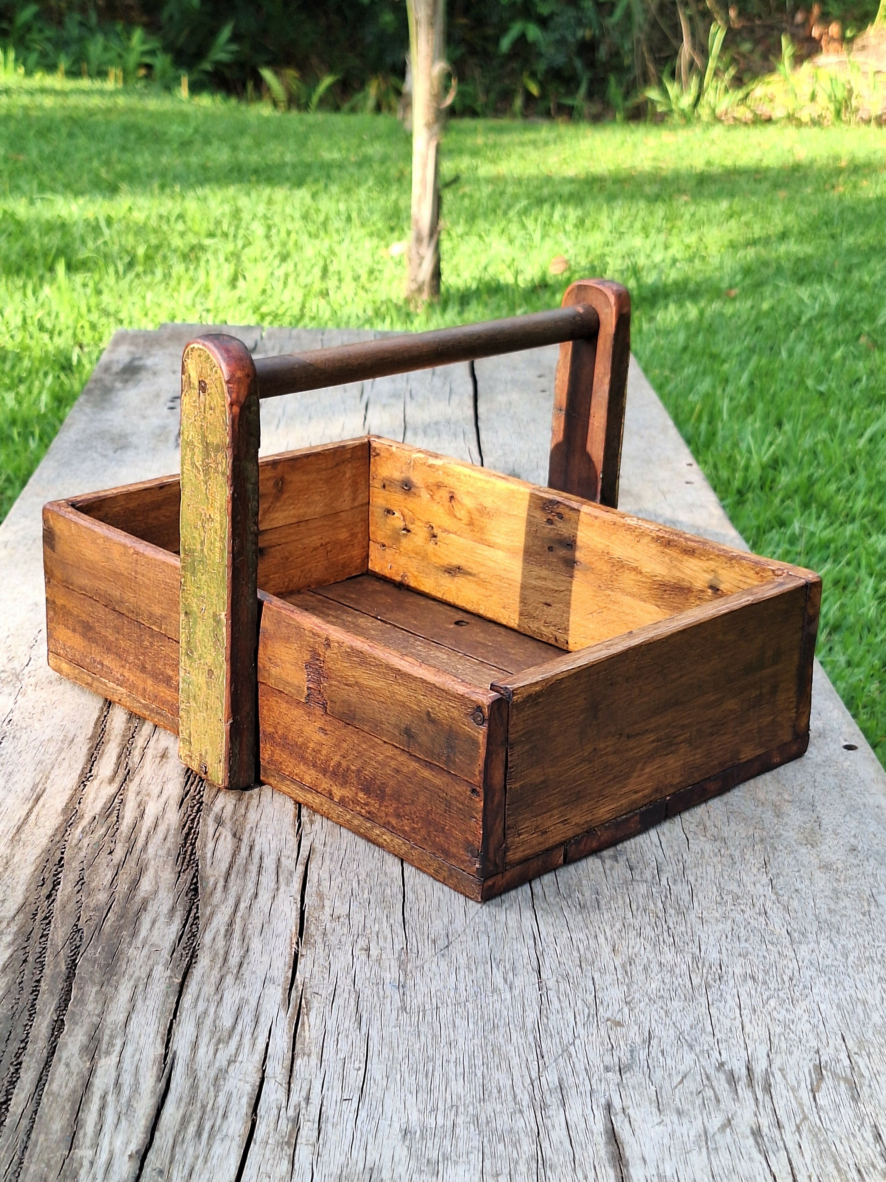 Caixa De Ferramenta Antiga Madeira Maciça Garimpo Mineiro