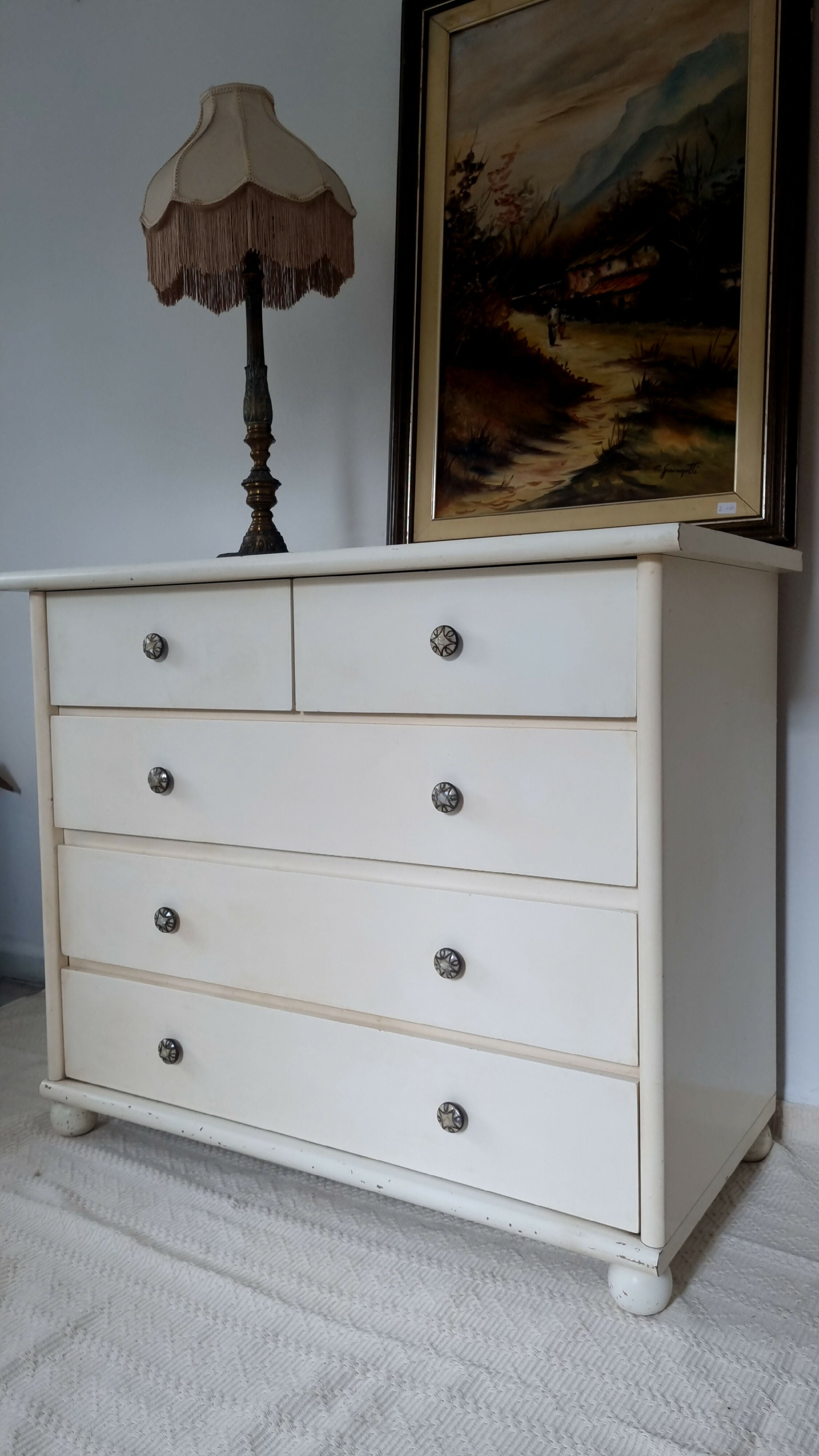 Cômoda de Madeira Laqueada em Creme Acetinado