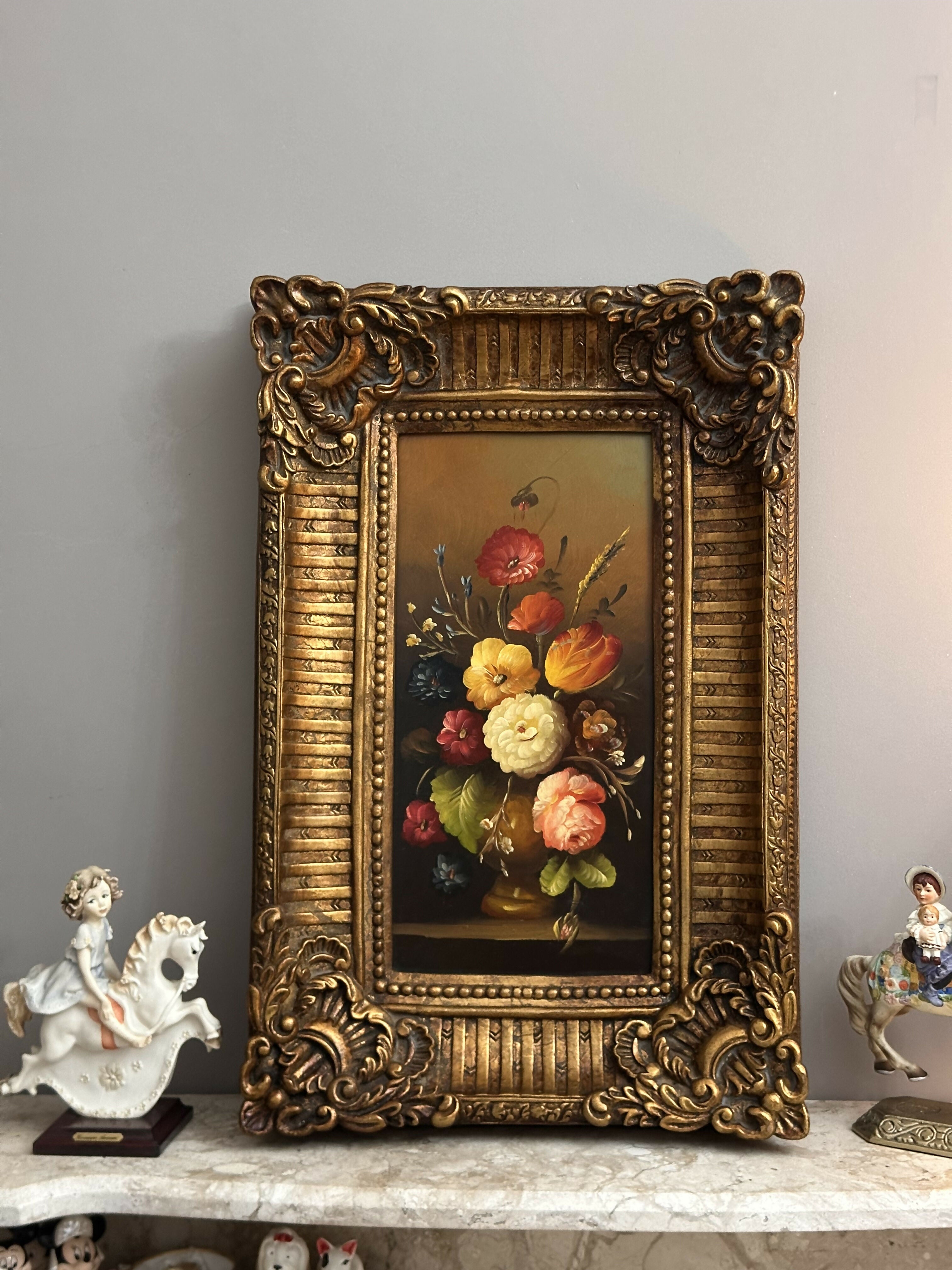Exuberante quadro antigo ao estilo barroco clássico com pintura “natureza morta” em óleo sobre madeira