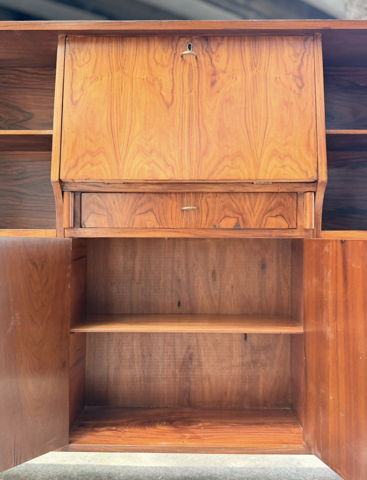 Estante / Escrivaninha / Papeleira / Biró anos 60