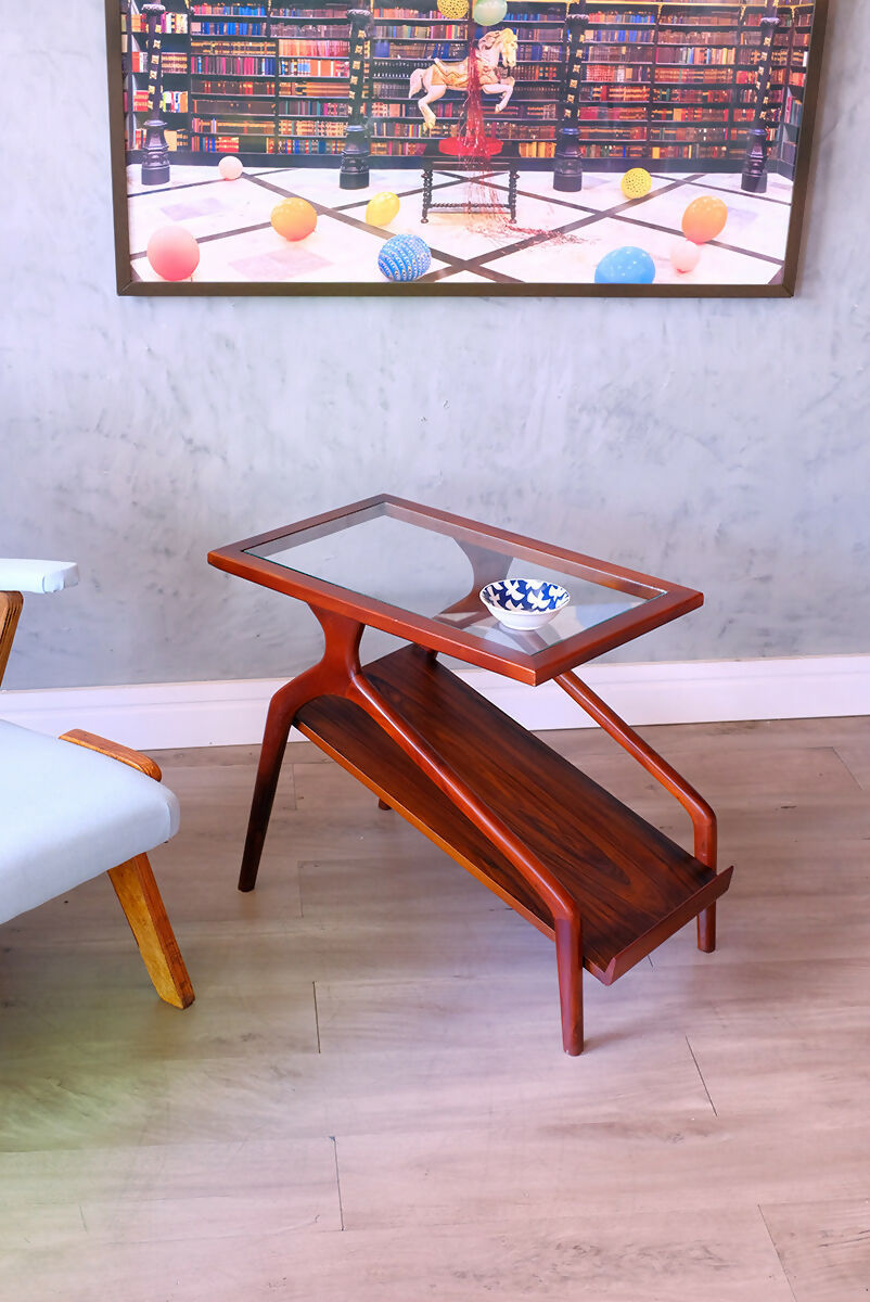 mesinha vintage modernista - com revisteiro