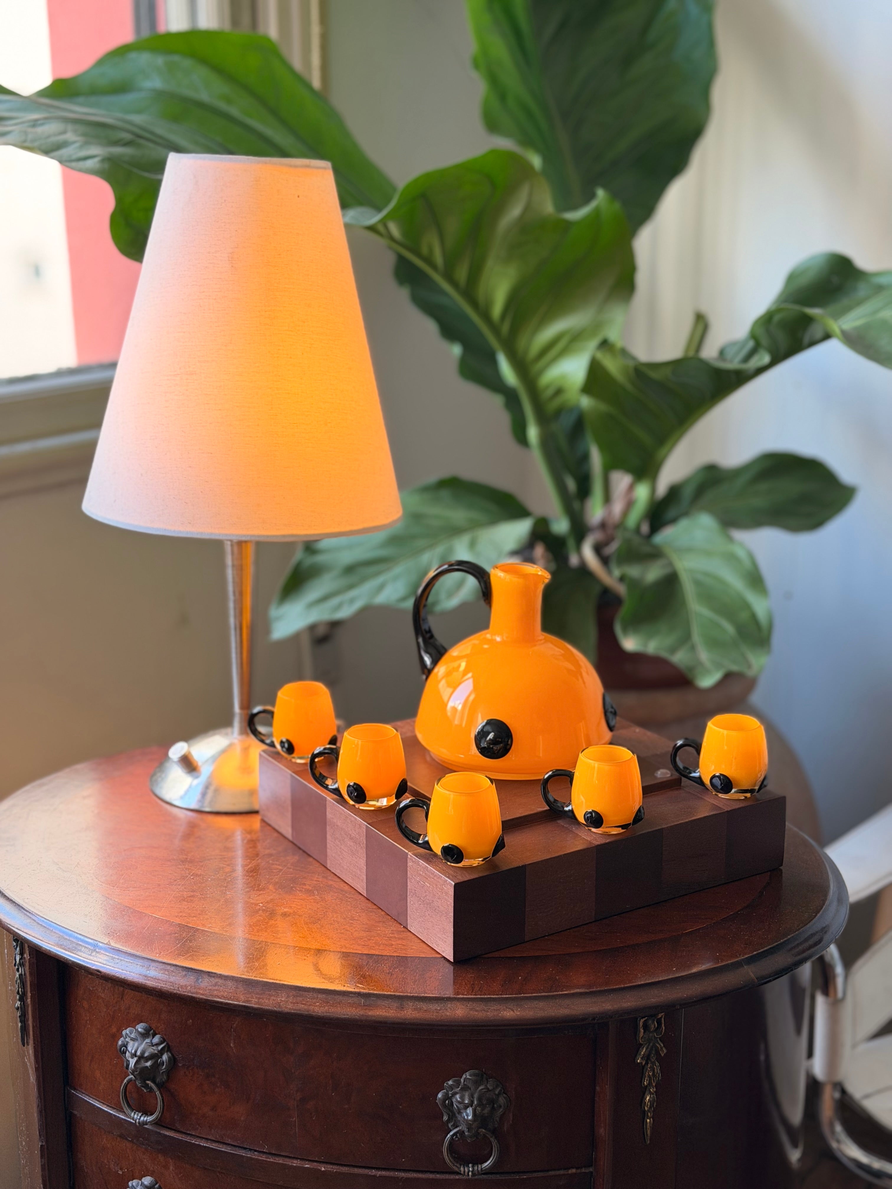 Licoreira e 5 copinhos em vidro amarelo e preto - Tango Glass
