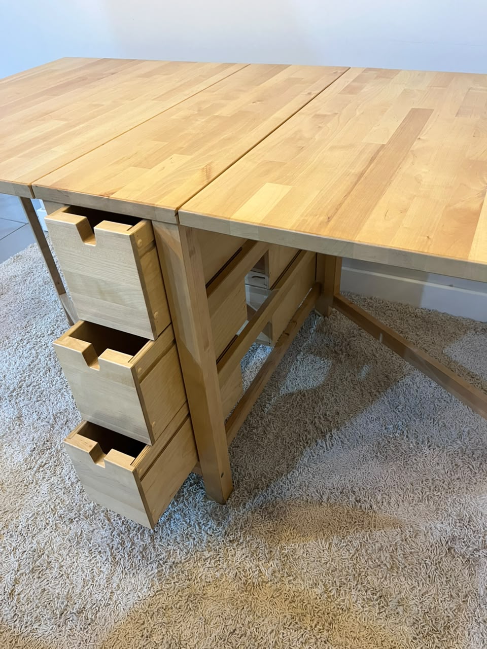 Mesa / Escrivaninha com tampo Dobrável Em Madeira Natural Clara Com Gavetas – Modelo Multifuncional