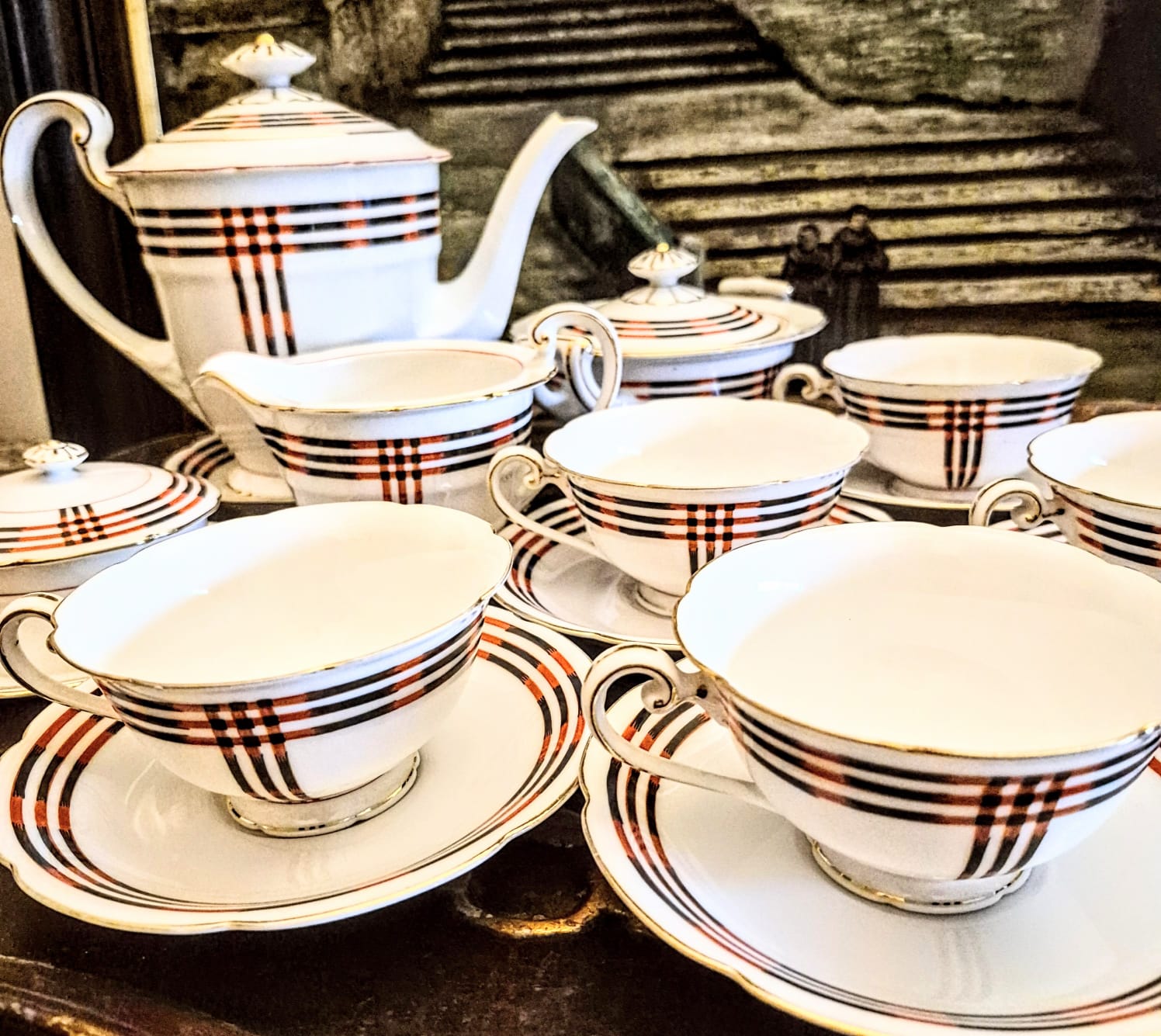 Lindíssimo jogo de chá antigo,  anos 30, em porcelana japonesa Noritake.  Incrível padrão xadrez Art Decó