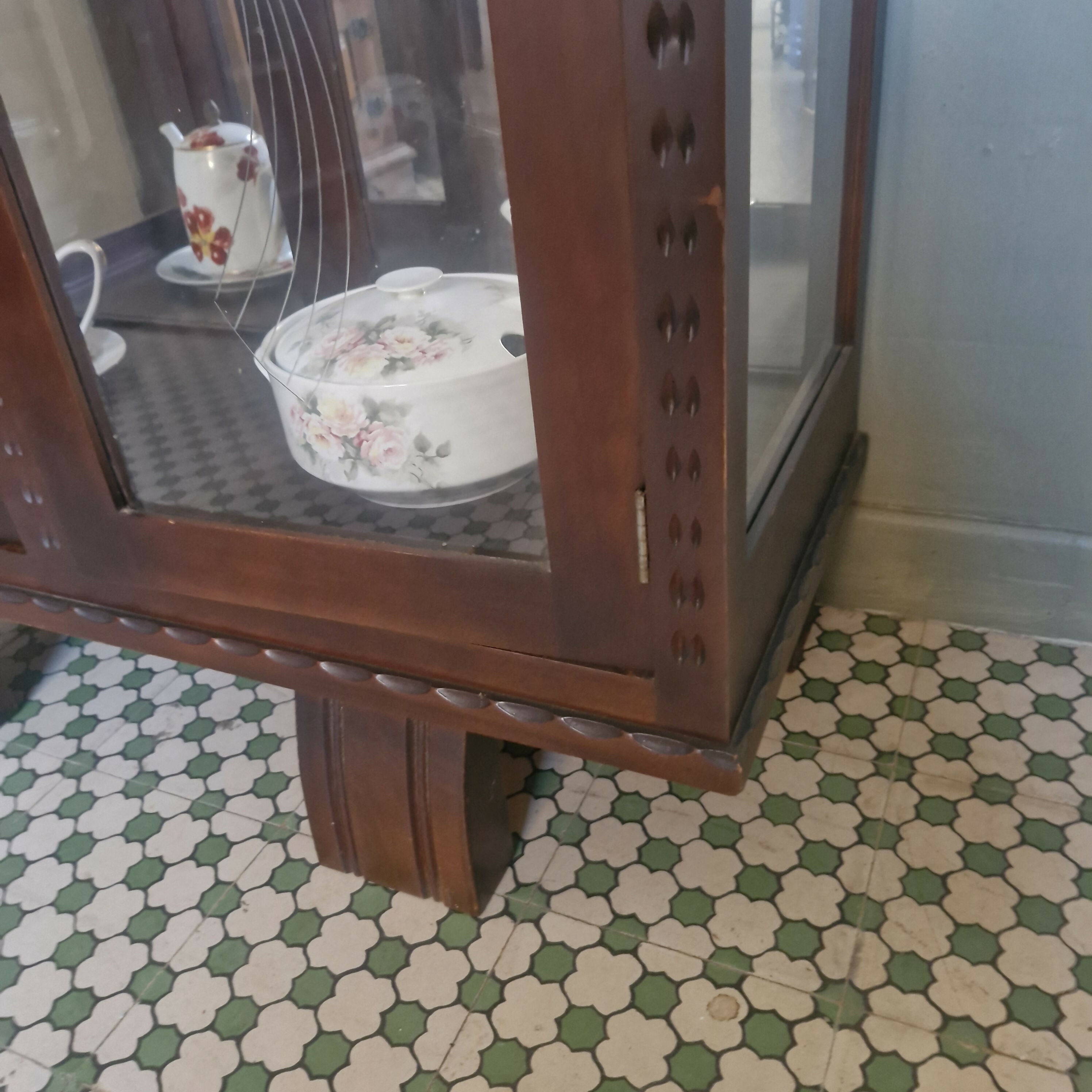 Cristaleira Art Deco