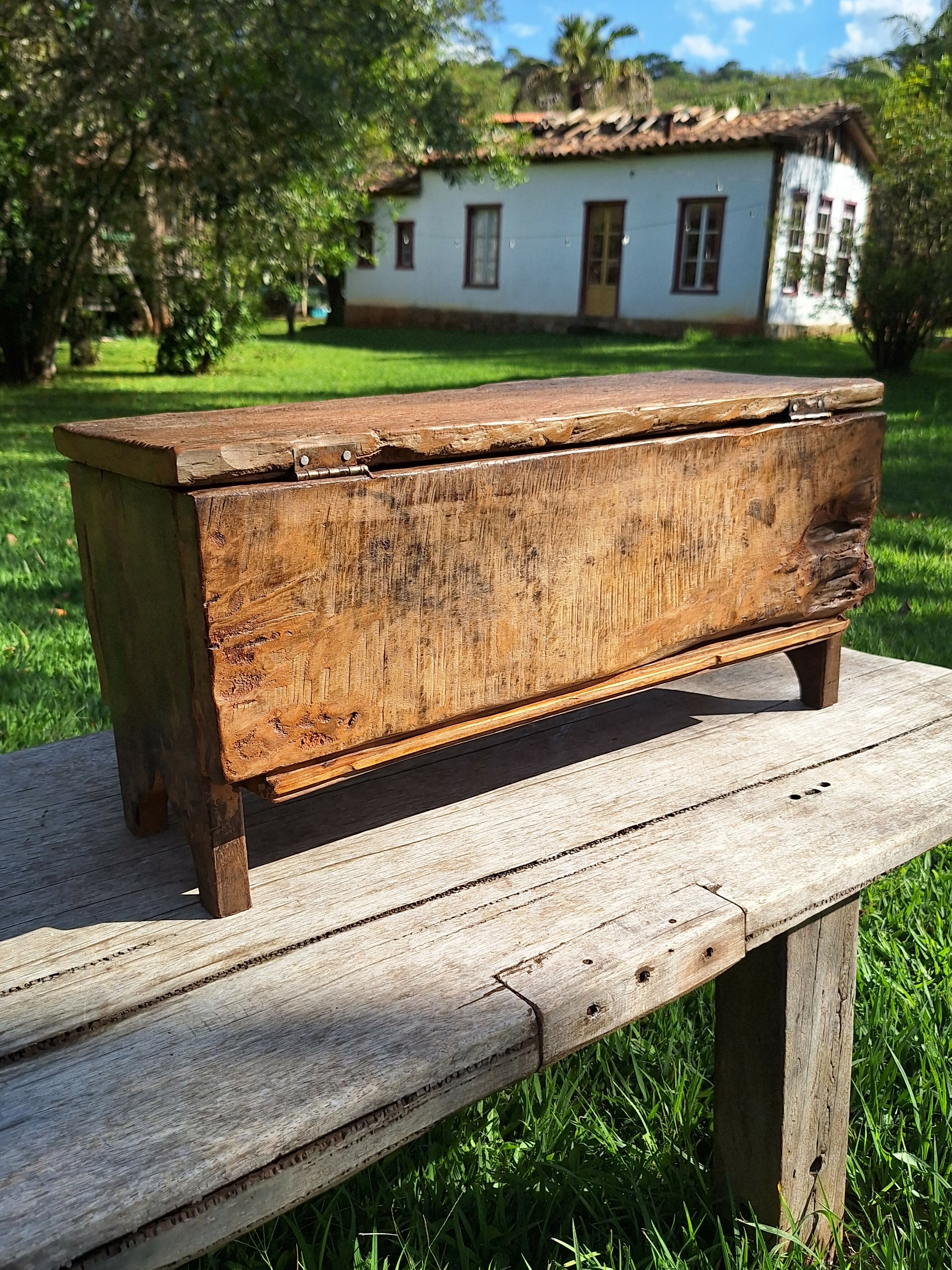 Baú Rústico Madeira Maciça Garimpo Mineiro