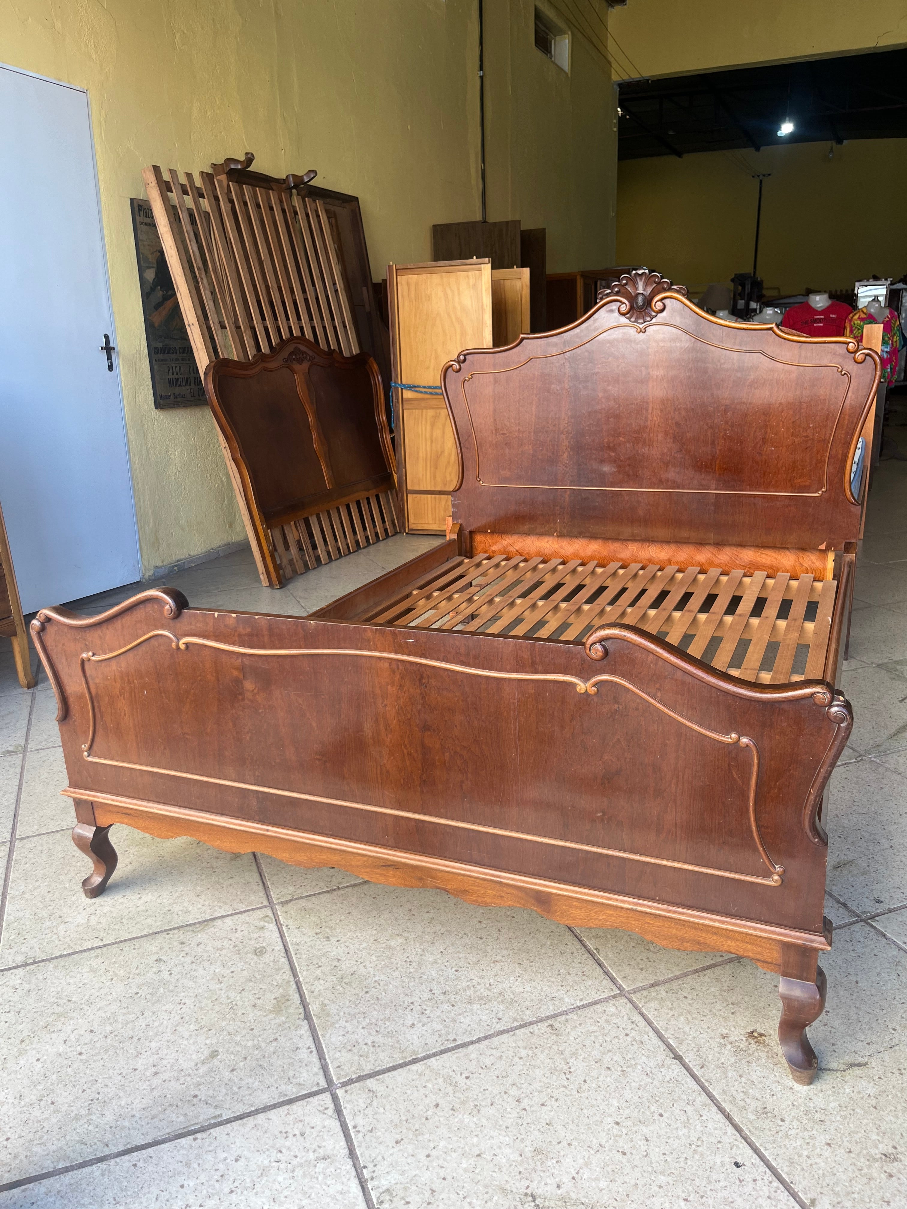 CAMA DE CASAL LUÍS XV ANTIGA