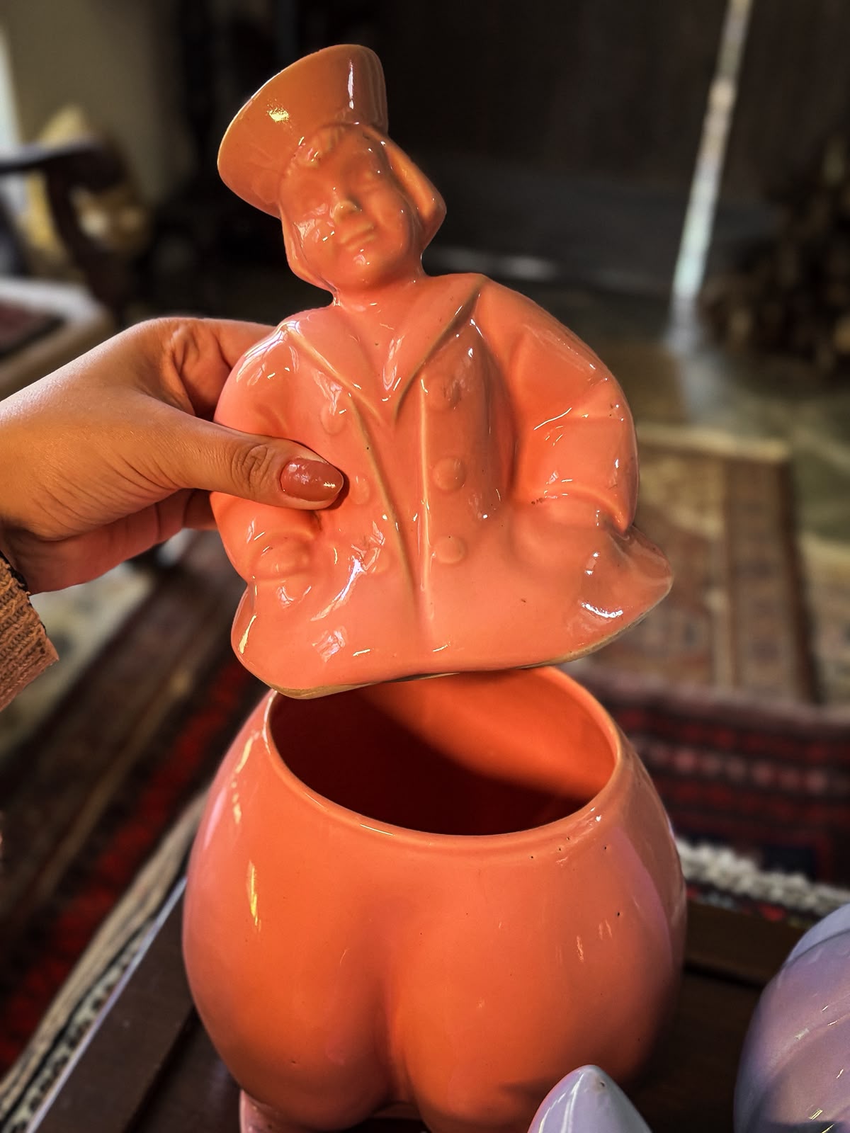 Par de Biscoiteiras Figurativas com Casal Holandês, Década de 1940