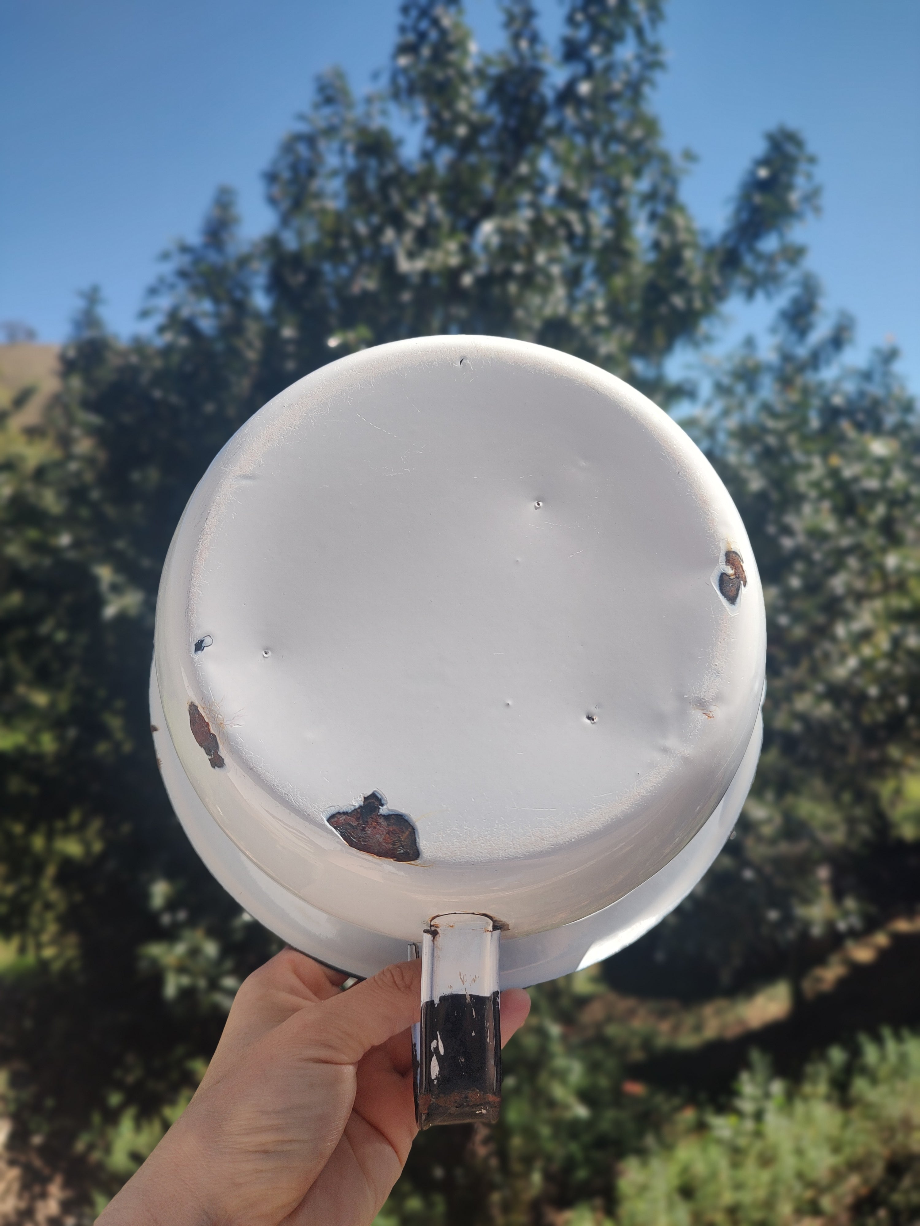 Antigo Penico com alça em Ágata branca e preta