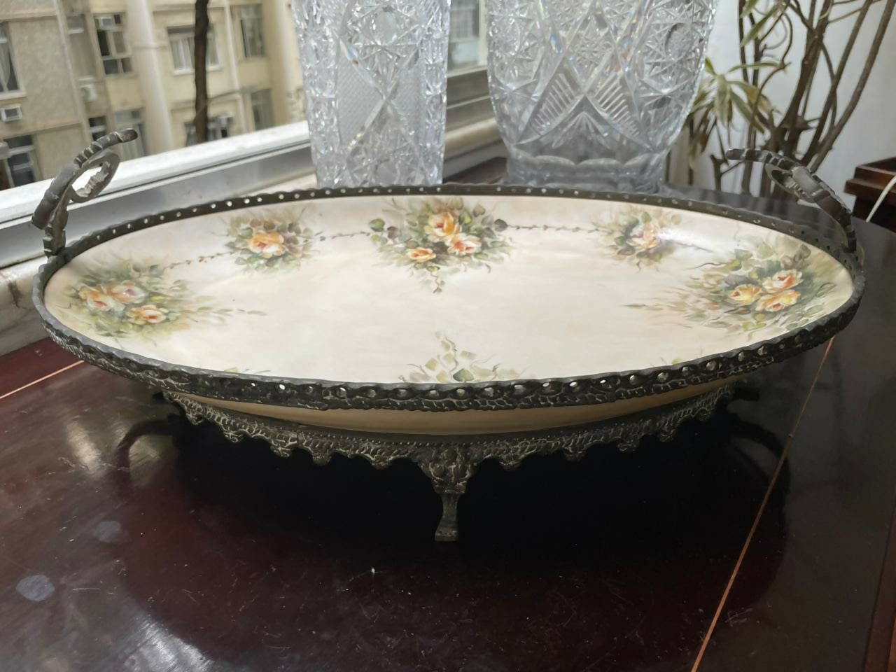 Grande Travessa em Porcelana Schmidt e Bronze
