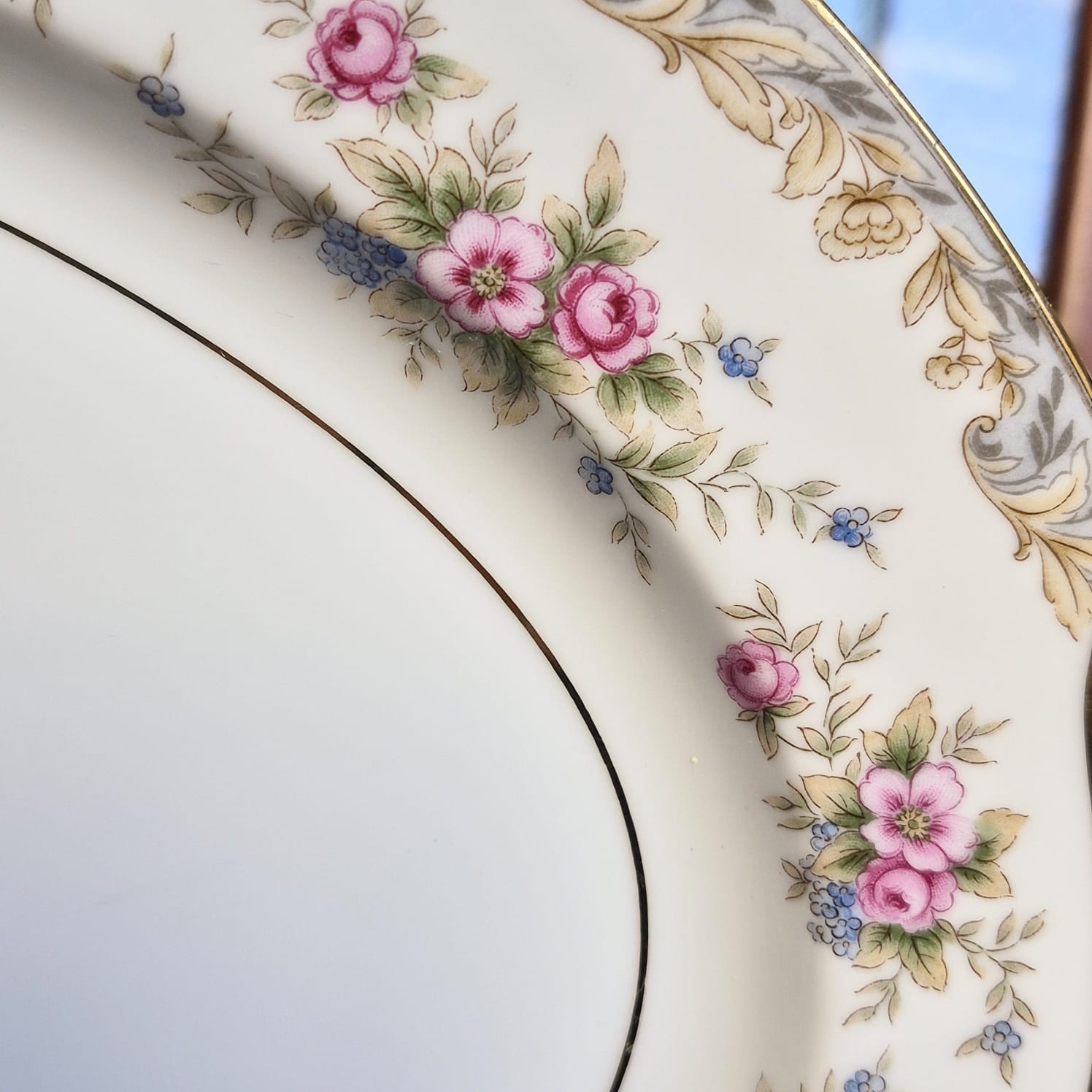  Maravilhosa travessa para servir em porcelana japonesa Noritake,  anos 50, modelo Somerset. Impecável!
