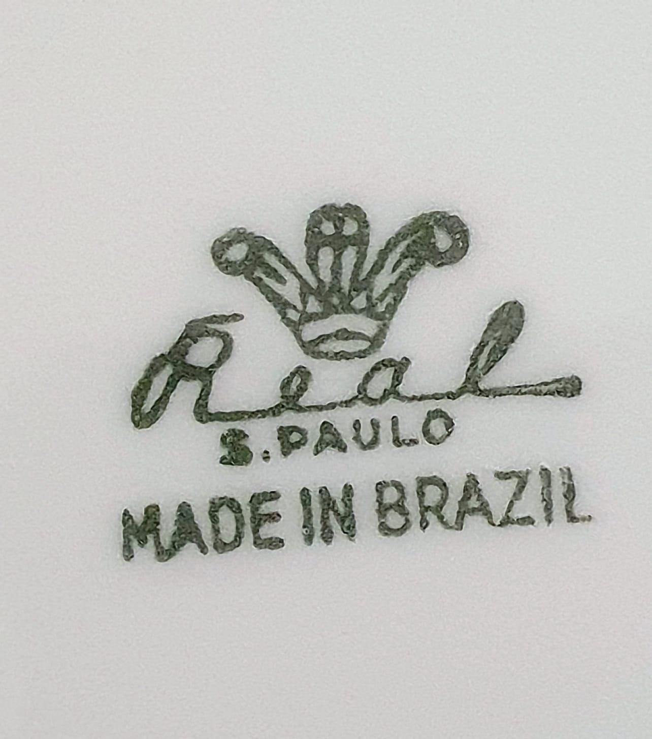 Conjunto de 12 pratos fundos em porcelana vintage Real, lindos e em ótimo estado!
