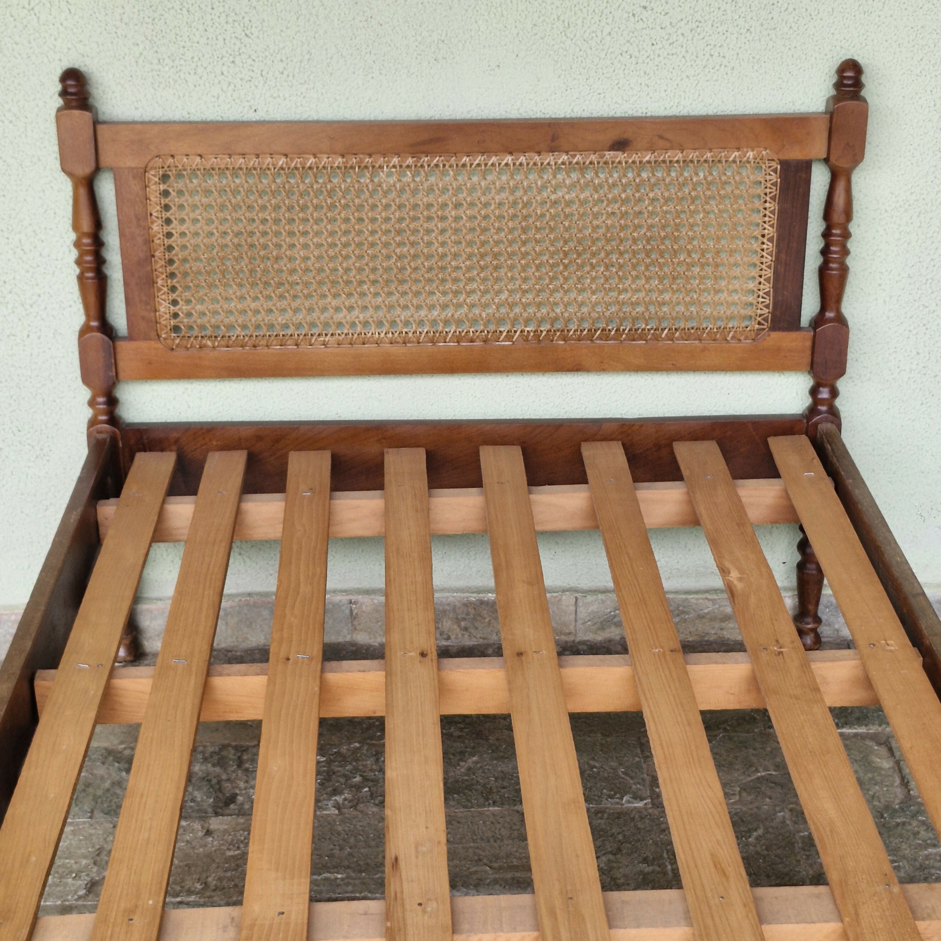 Cama de Solteiro Palhinha