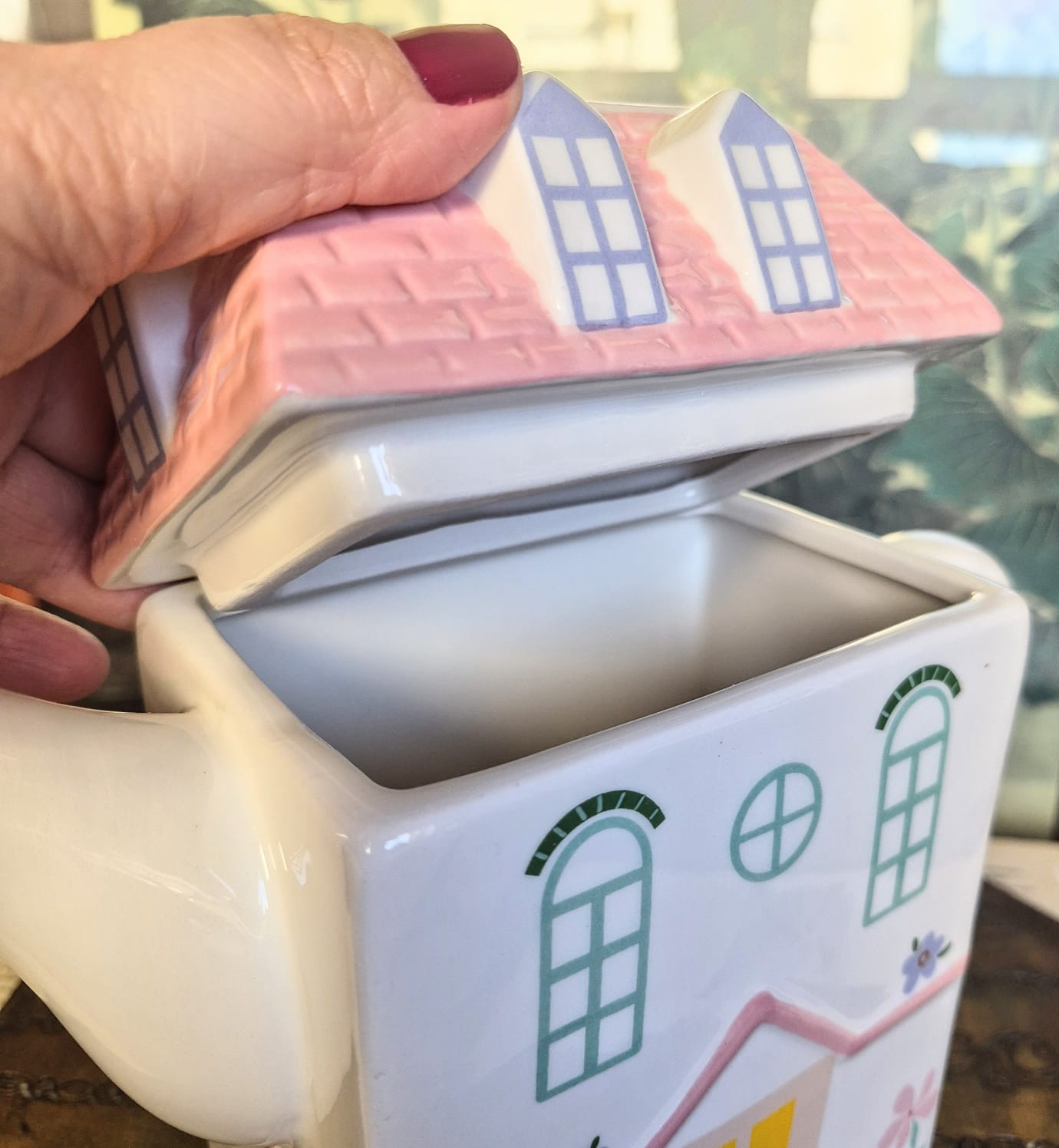 Conjunto para café e/ou chá em porcelana tcheca Thun com overmark da Linea (famosa distribuidora europeia de presentes e decoração)