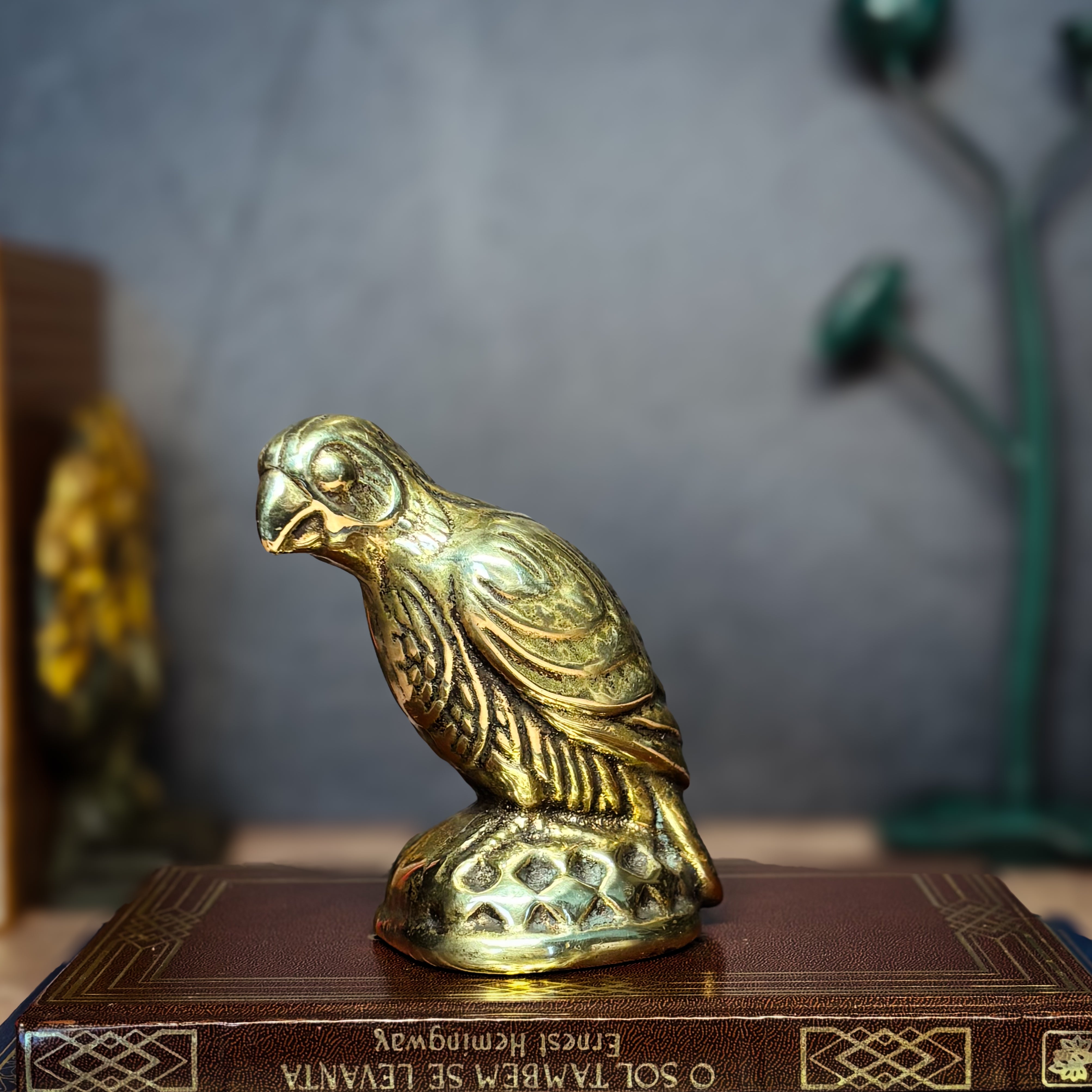 Escultura de pássaro em bronze maciço, Índia, segunda metade do século XX