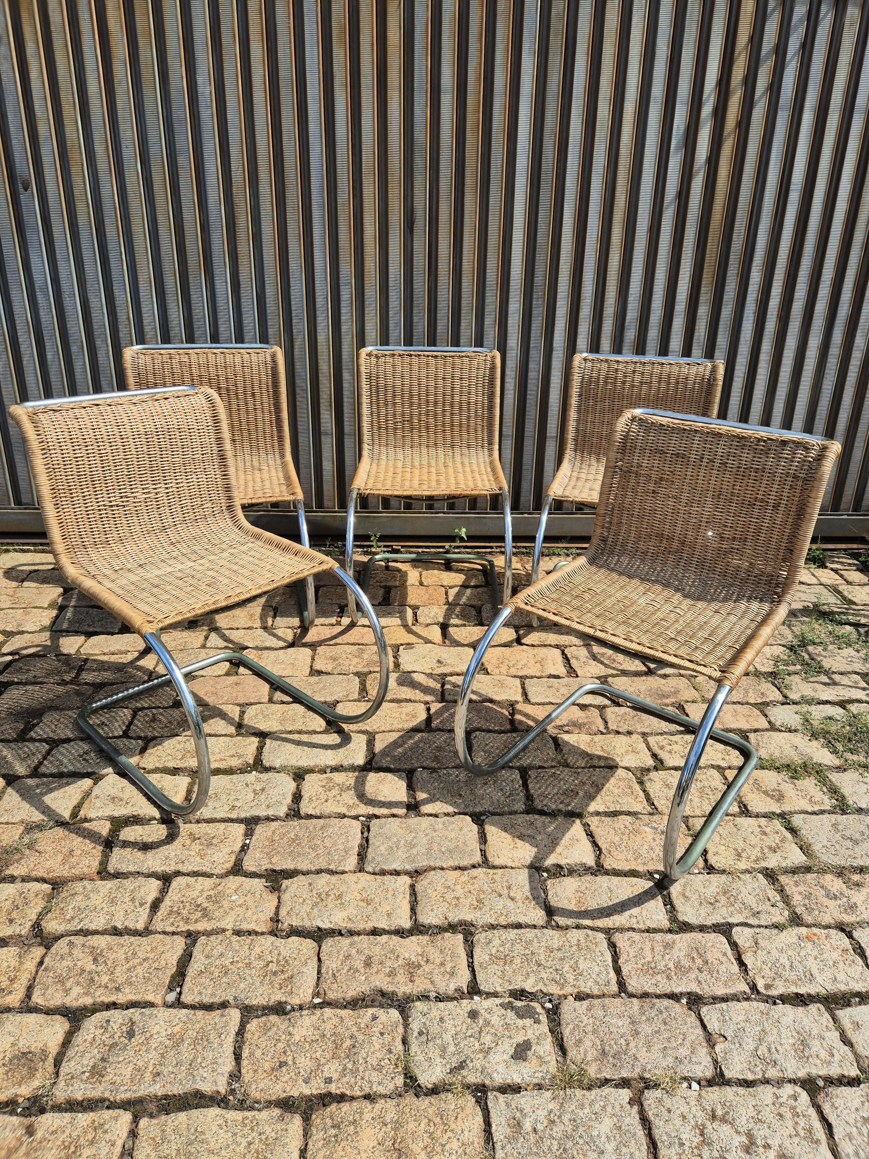 Quarteto de cadeiras MR10 de Mies Van der Rohe - Valor unidade